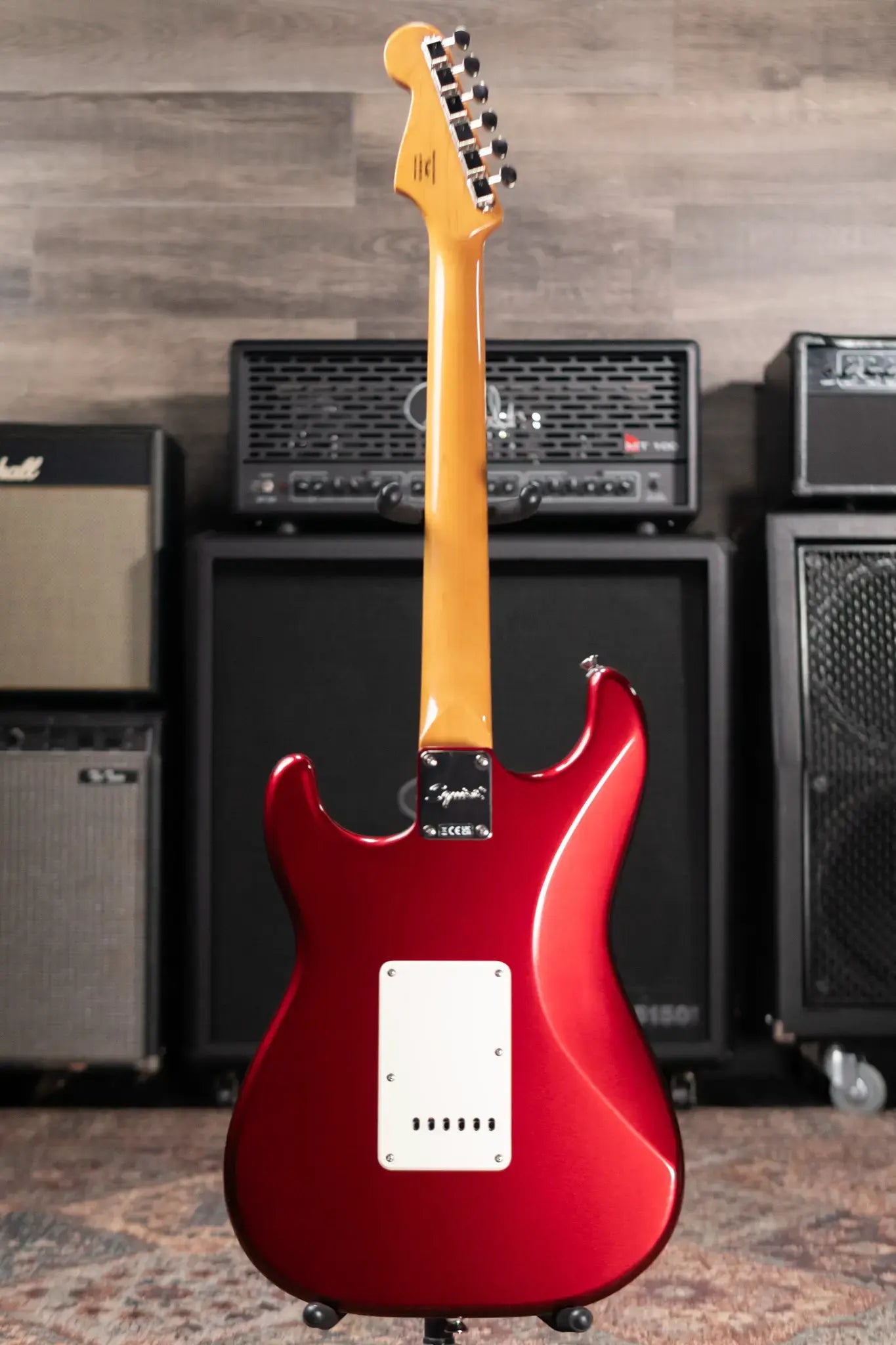 Squier Classic Vibe '60s Stratocaster Electric Guitar - Candy Apple Red