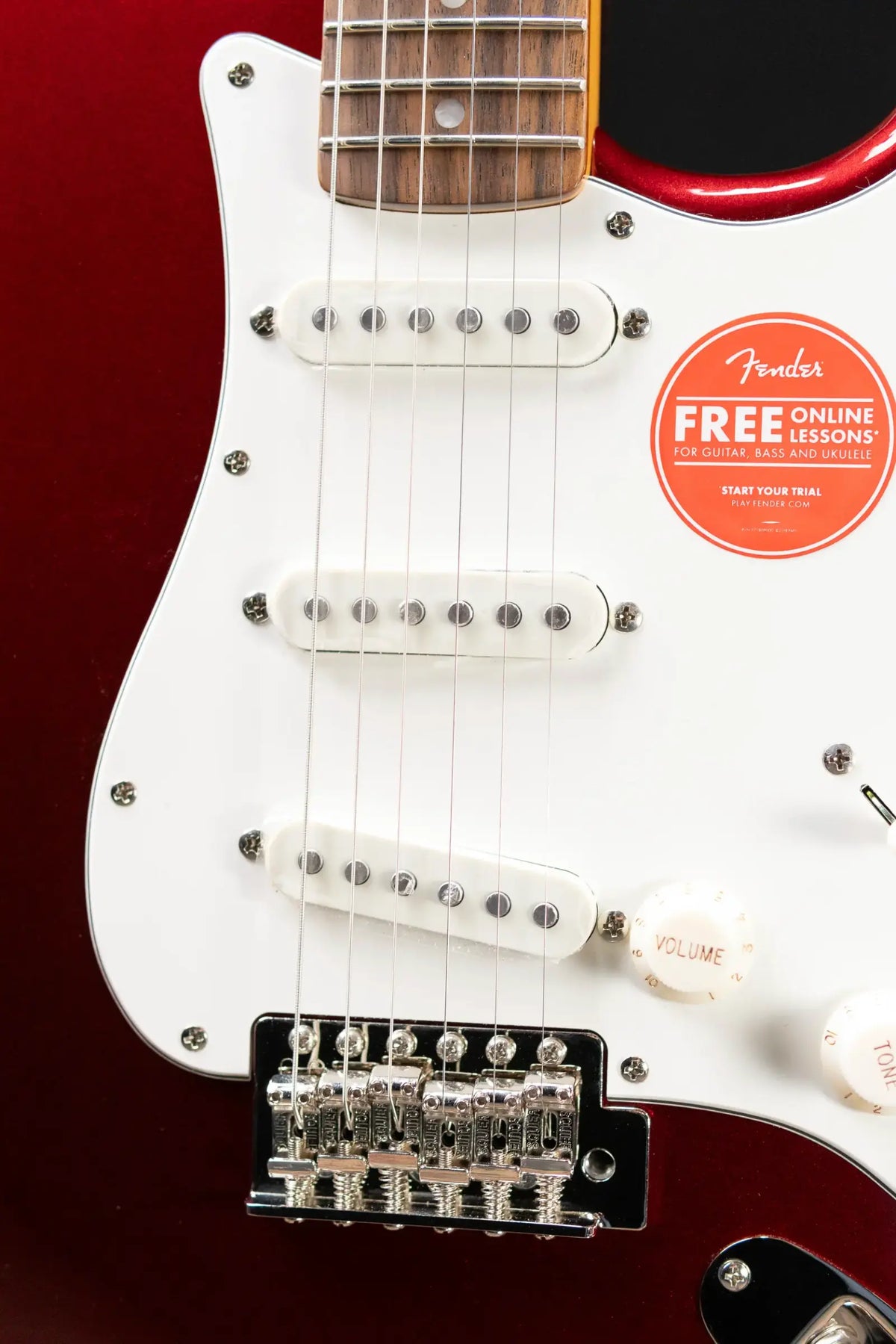 Squier Classic Vibe '60s Stratocaster Electric Guitar - Candy Apple Red
