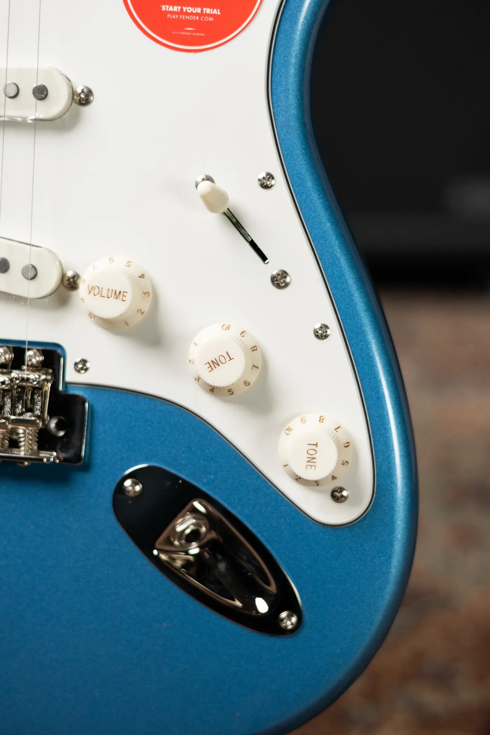 Squier Classic Vibe '60s Stratocaster Electric Guitar - Lake Placid Blue