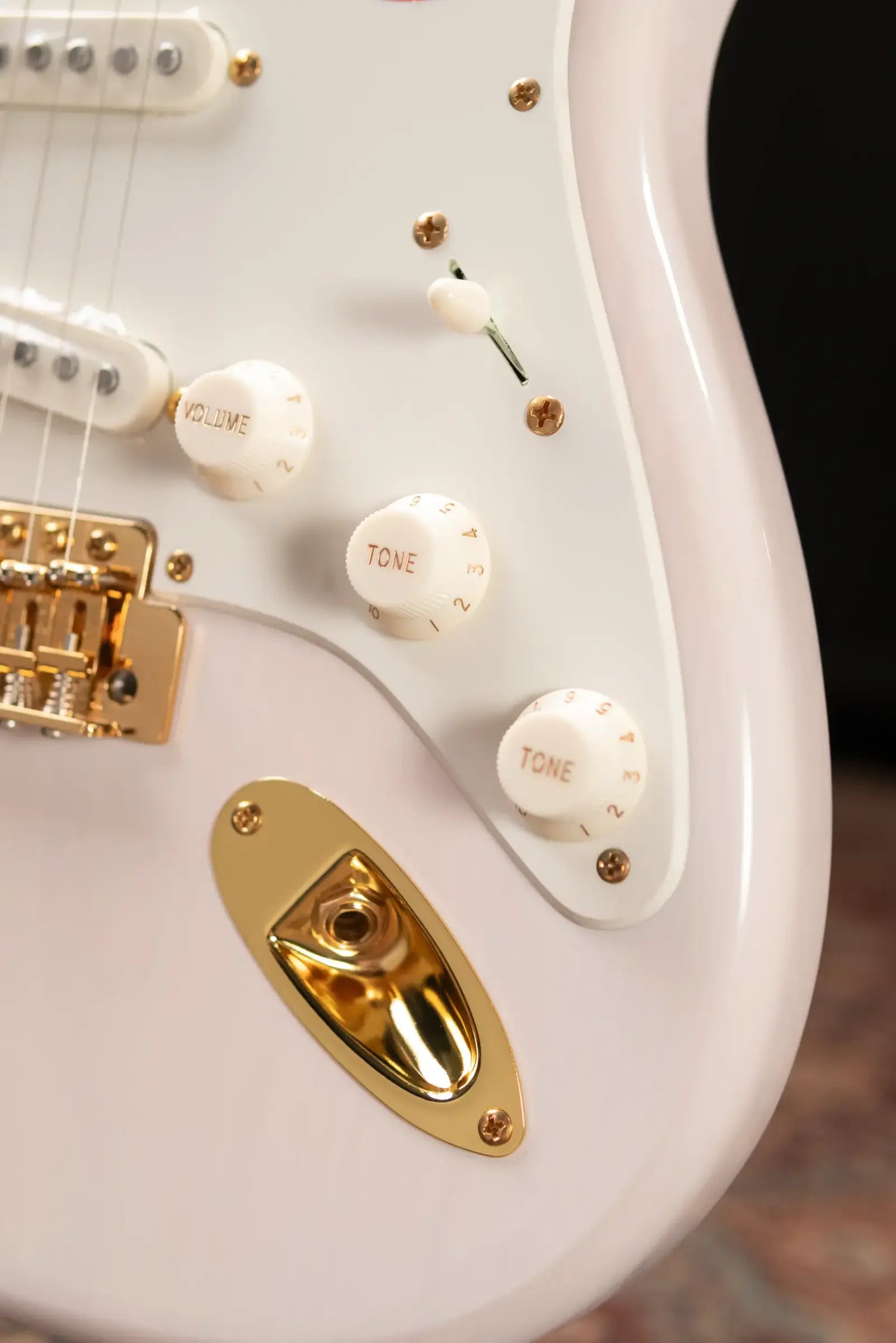 Squier FSR Classic Vibe '50s Stratocaster Electric Guitar - White Blonde, Gold Hardware