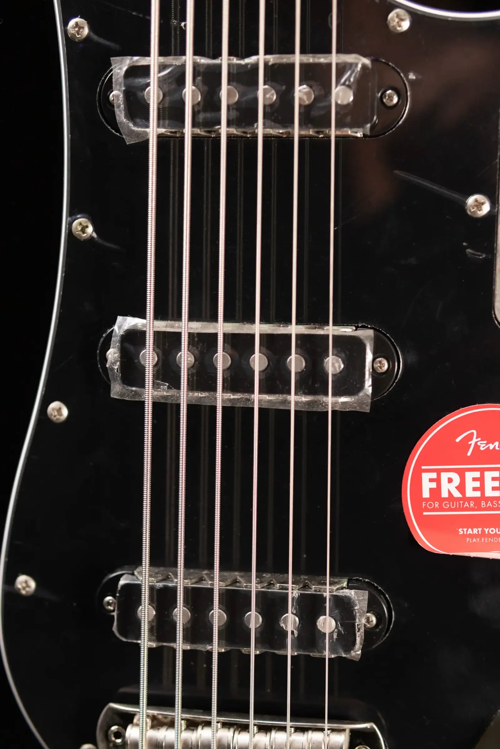 Squier FSR Classic Vibe Bass VI - Black with Matching Headstock