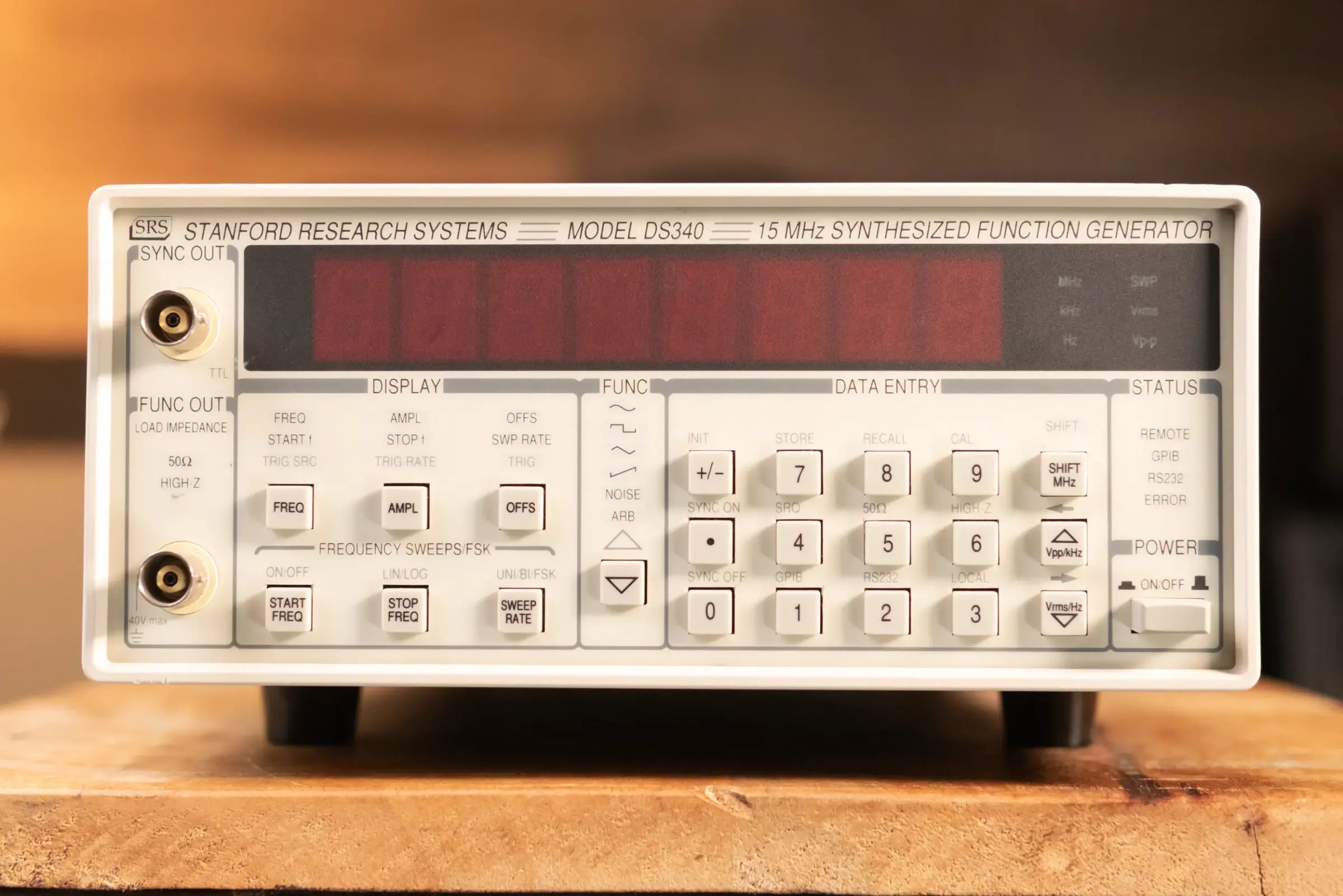 Stanford Research DS340 Function and Arbitrary Waveform Generator, 15 MHz - Used