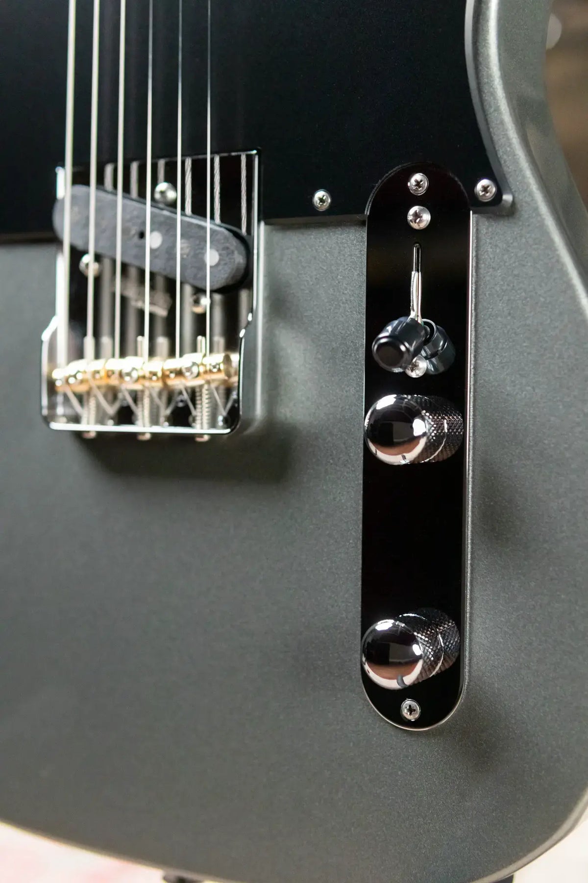 Suhr Andy Wood Signature Series Modern T Andy Wood Silver 676d837f78bcc