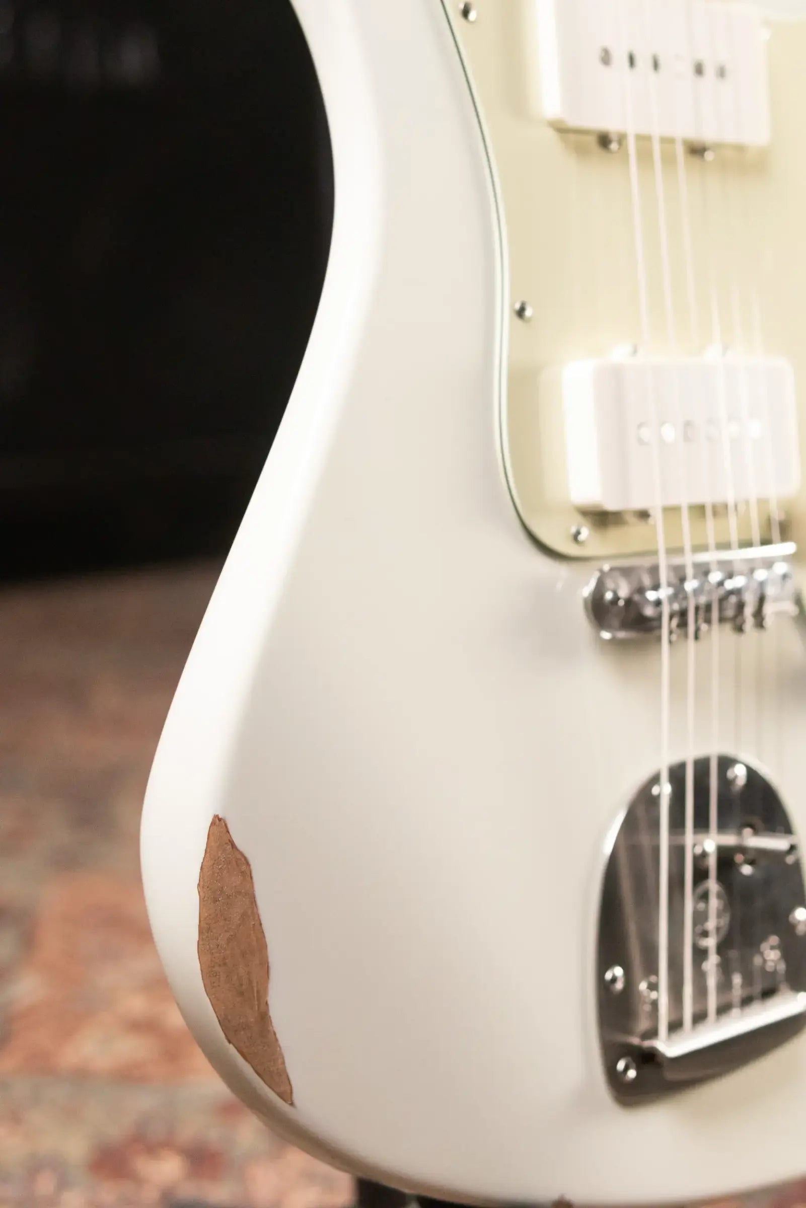 Suhr Classic JM Antique LE Electric Guitar - Olympic White with Gig Bag