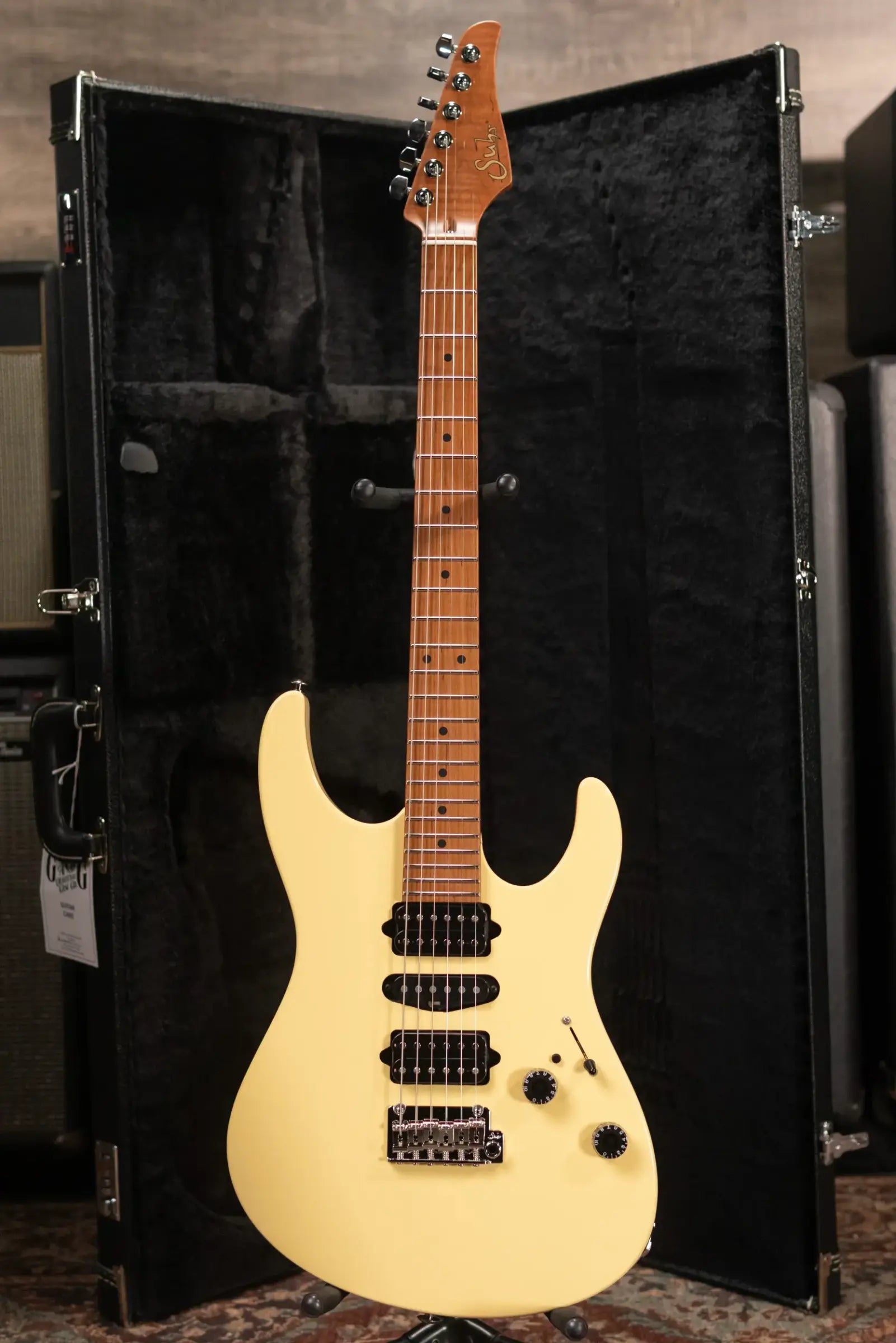 Suhr Modern Antique LE Electric Guitar - Vintage Yellow with Hardshell Case