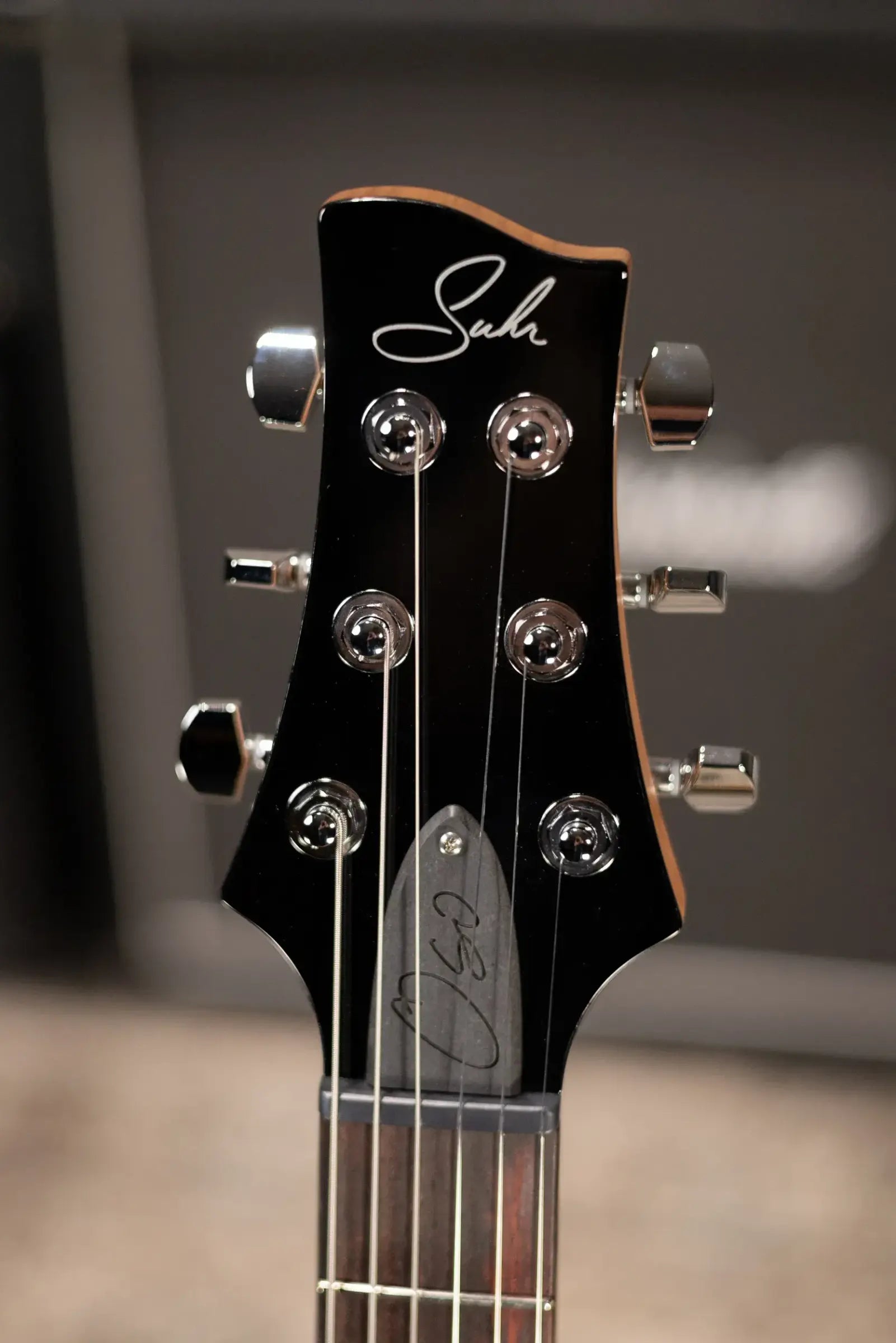 Suhr Oso Short Scale Electric Guitar - Rose Gold with Softshell Gig Bag