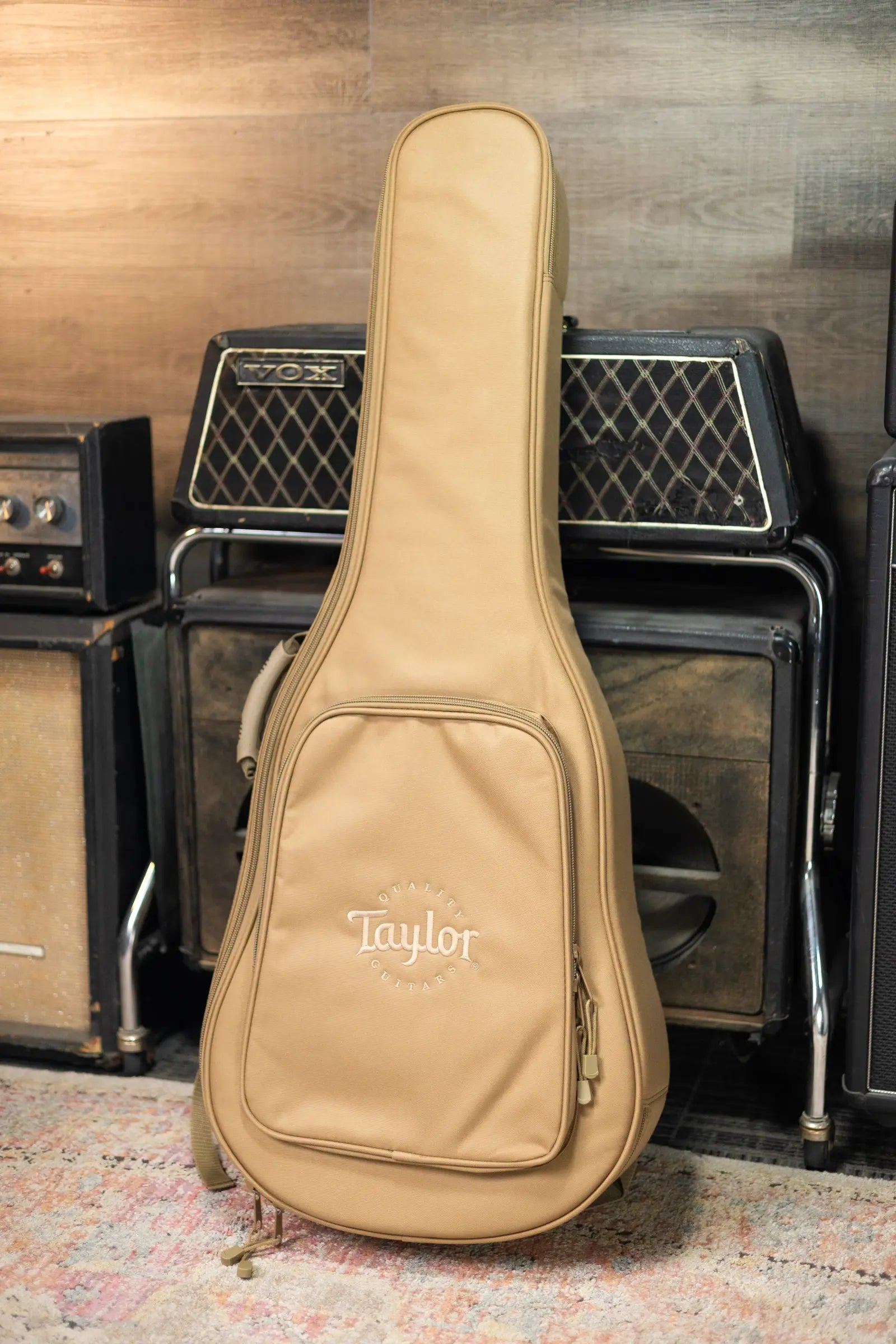 Taylor 110ce Dreadnought Acoustic/Electric Guitar with Gig Bag