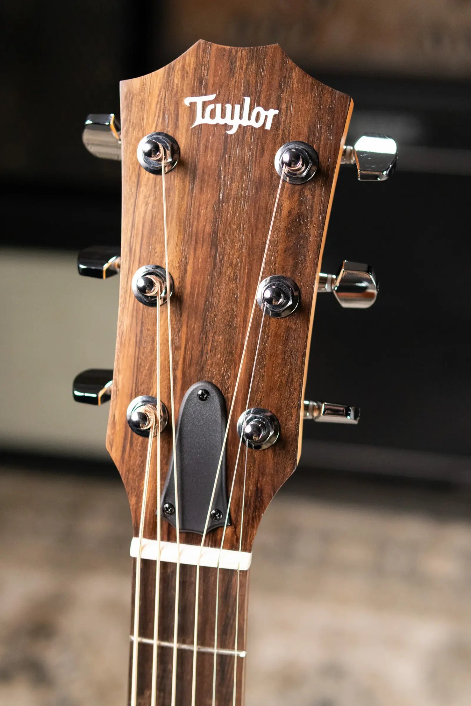 Taylor 112ce Grand Concert Acoustic/Electric Guitar - Sapele with Gig Bag