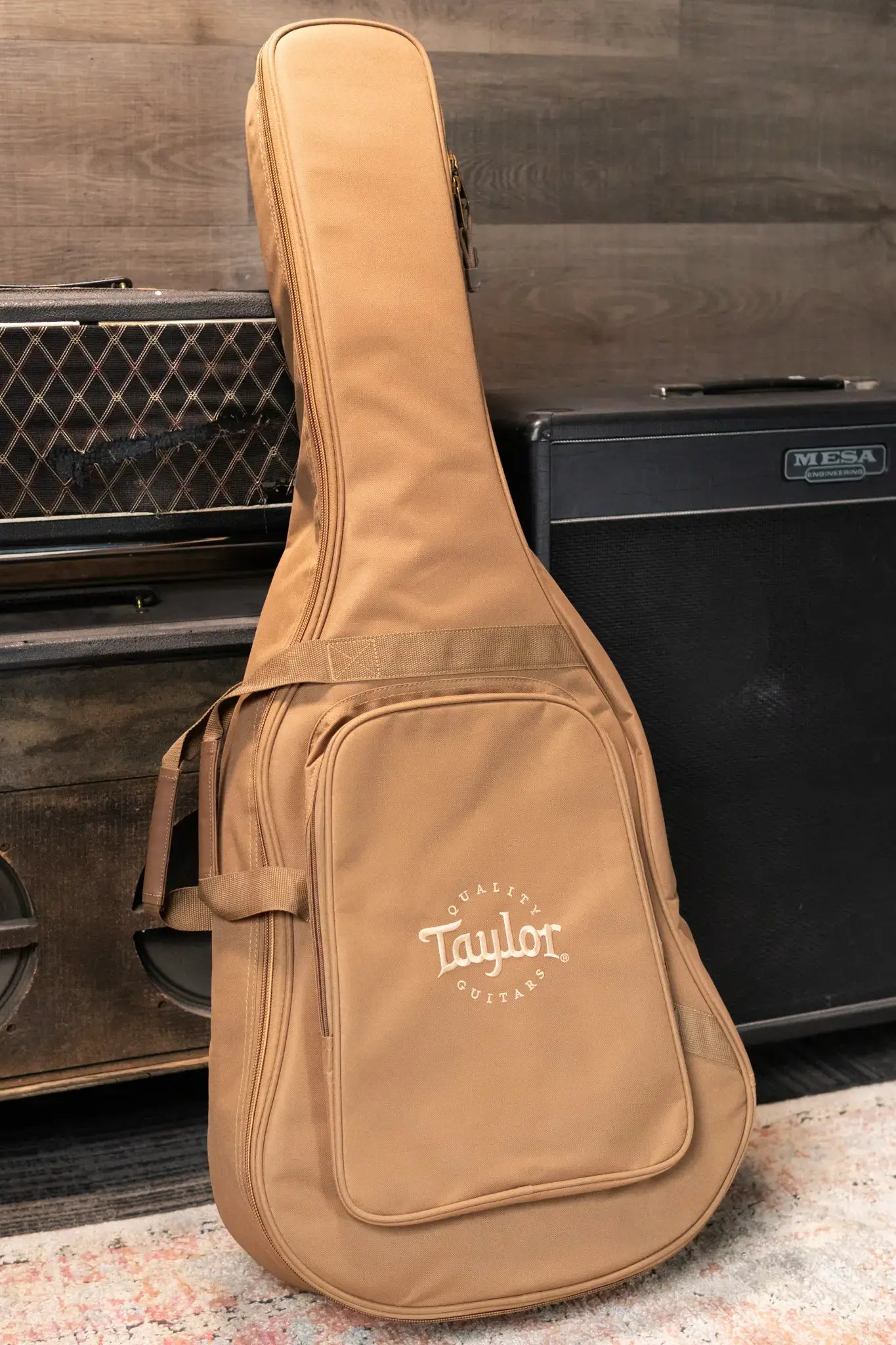 Taylor 112ce Grand Concert Acoustic/Electric Guitar with Gig Bag