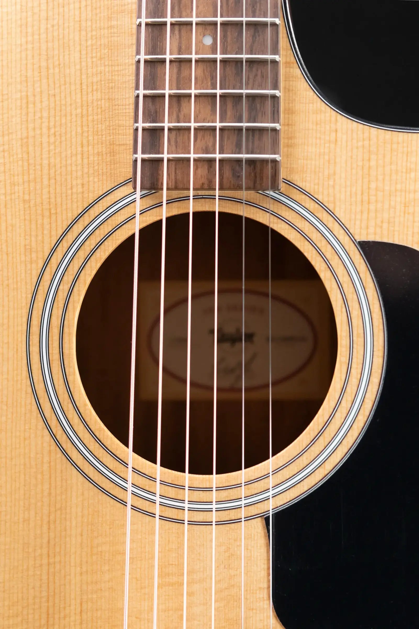 Taylor 112ce Grand Concert Acoustic/Electric Guitar with Gig Bag