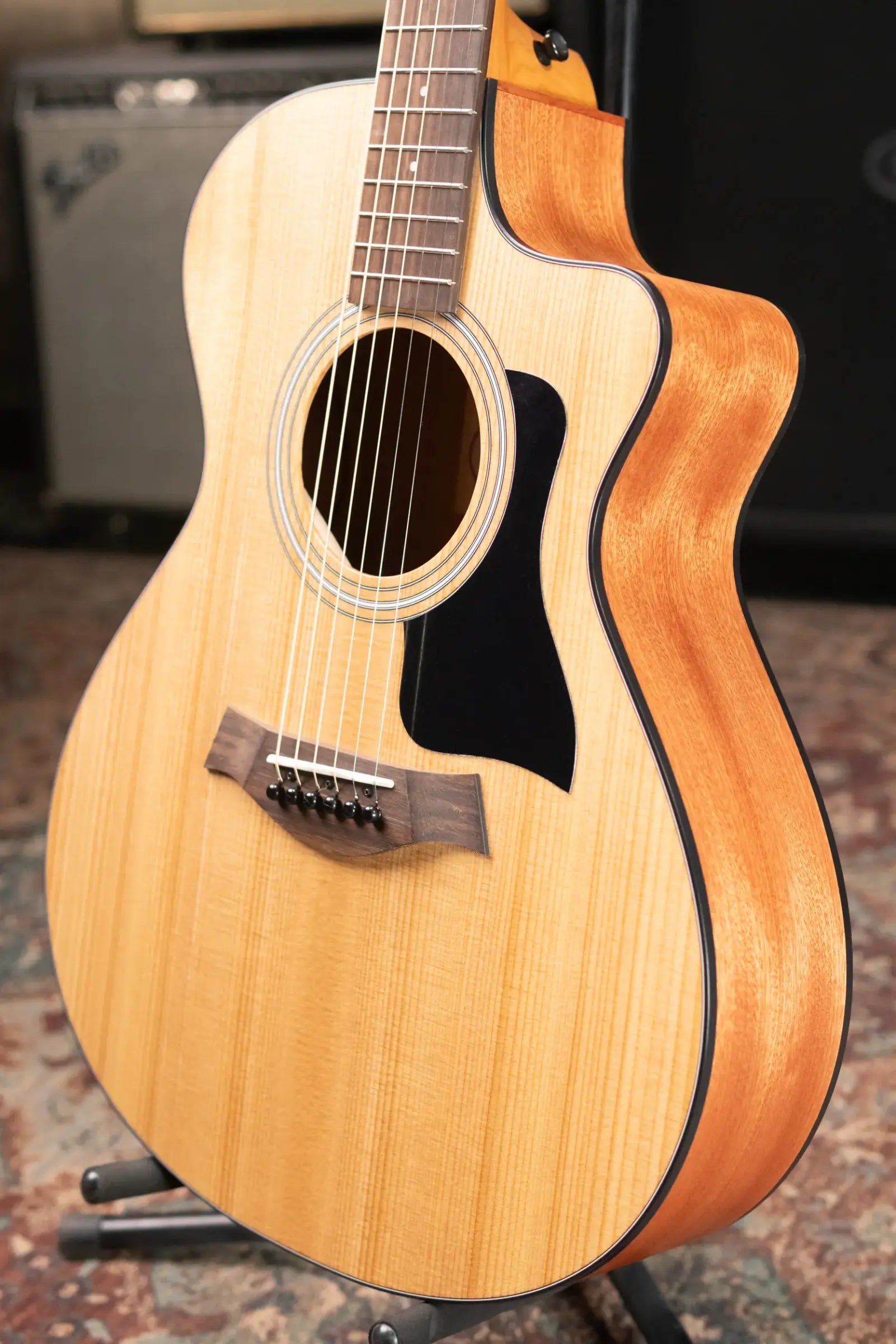 Taylor 112ce Grand Concert Acoustic/Electric Guitar with Gig Bag