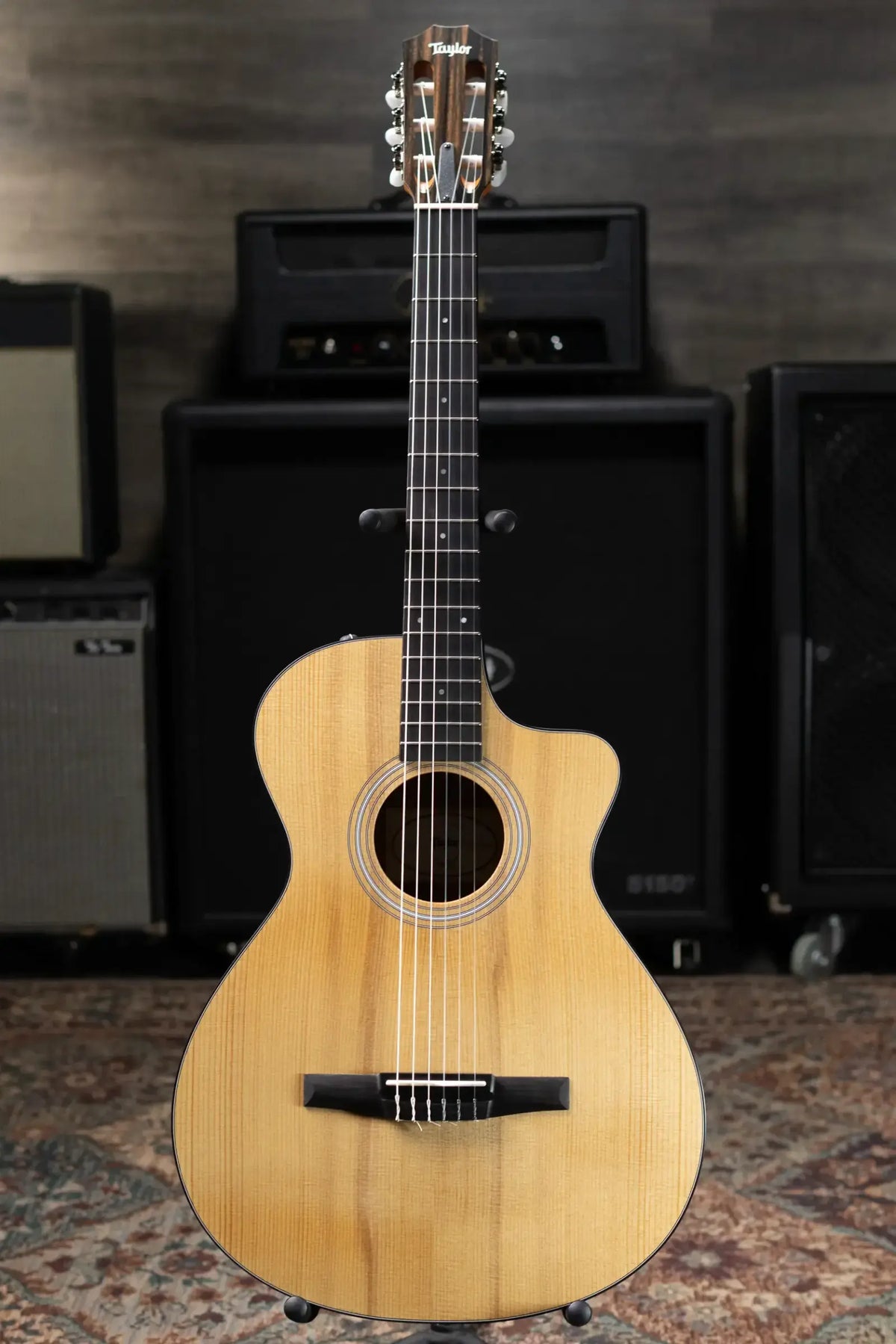 Taylor 112ce-N Nylon Grand Concert Acoustic/Electric Guitar with Gig Bag