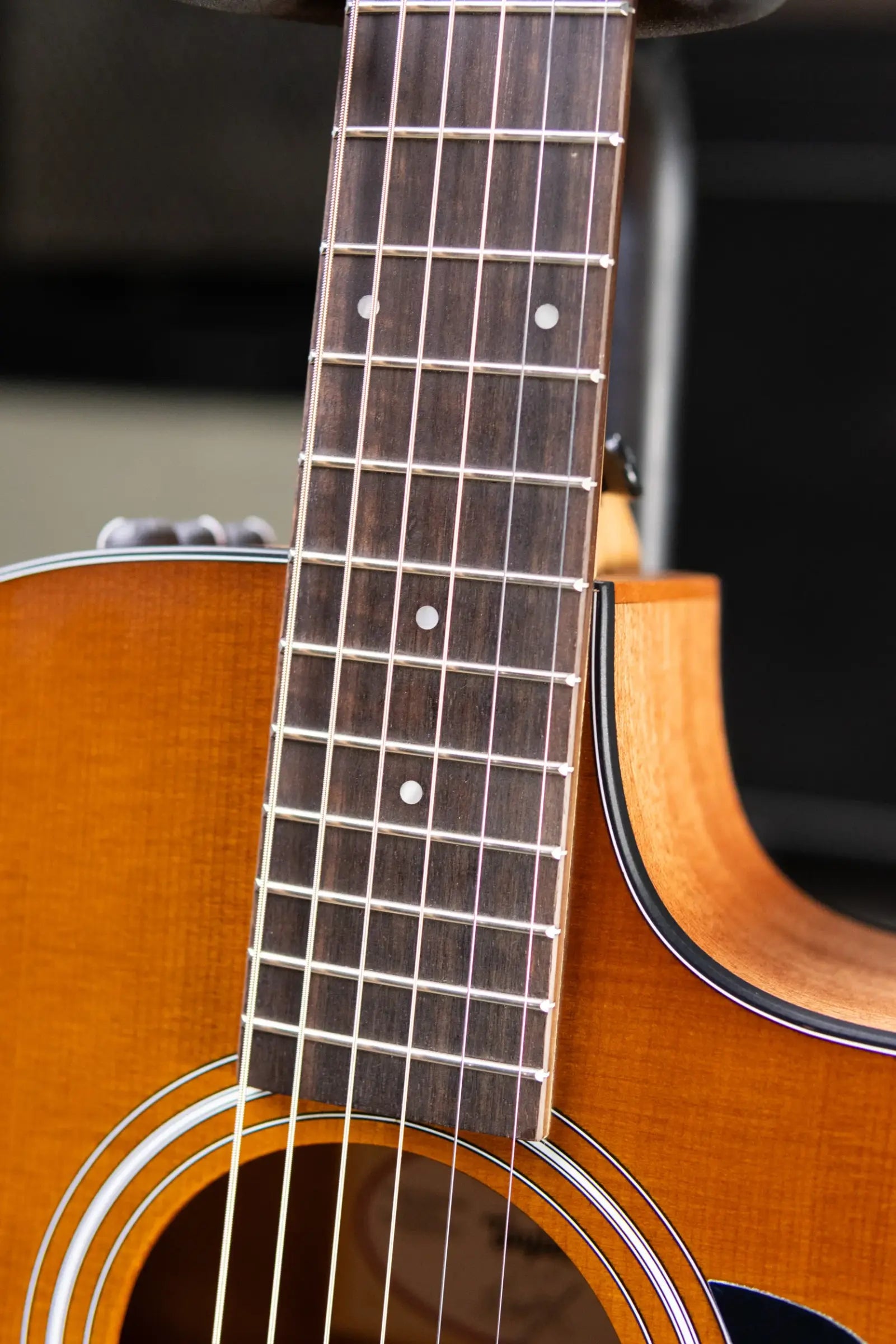 Taylor 112ce Special Edition Grand Concert Acoustic/Electric Guitar - Honeyburst with Gig Bag