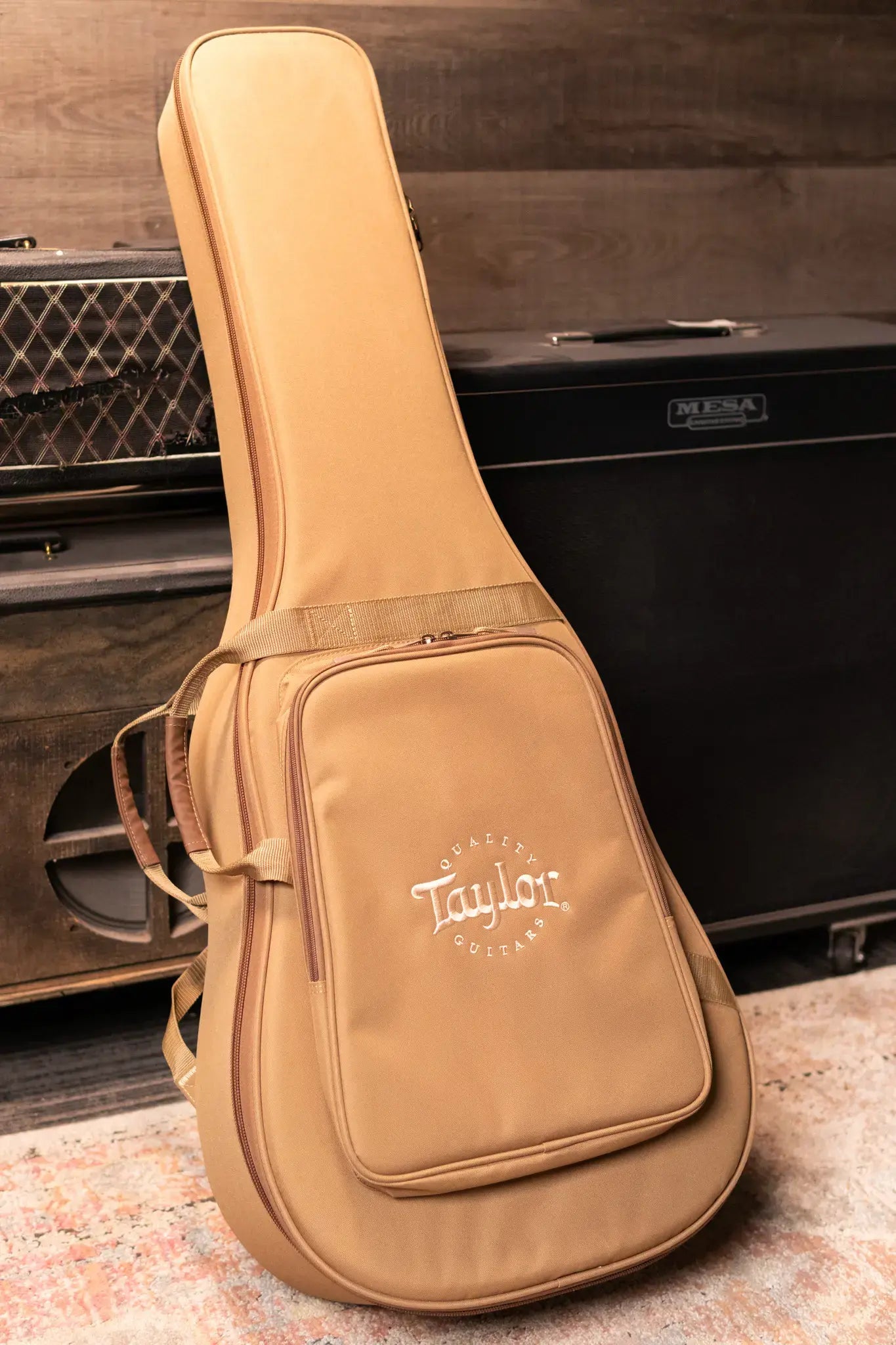 Taylor 114ce Grand Auditorium Acoustic/Electric Guitar with Gig Bag