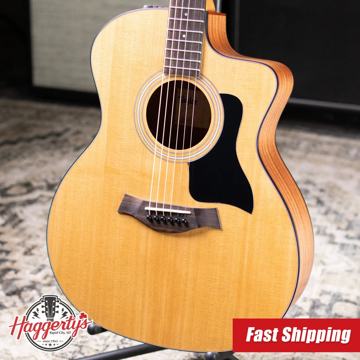 Taylor 114ce Grand Auditorium Acoustic/Electric Guitar with Gig Bag