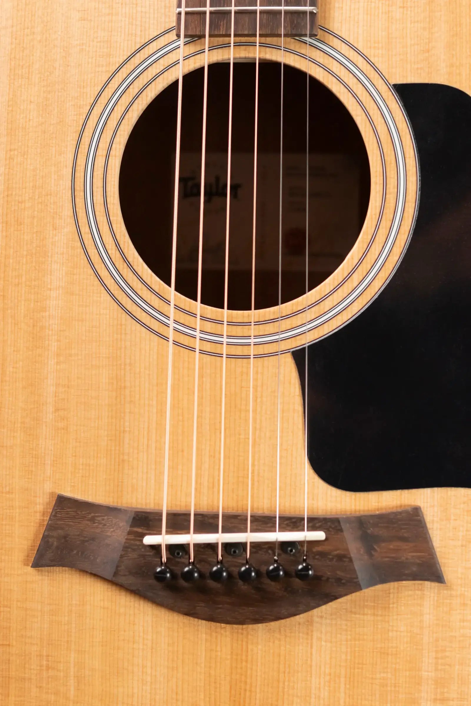 Taylor 114ce Grand Auditorium Acoustic-Electric Guitar with Structured Gig Bag - Floor Model