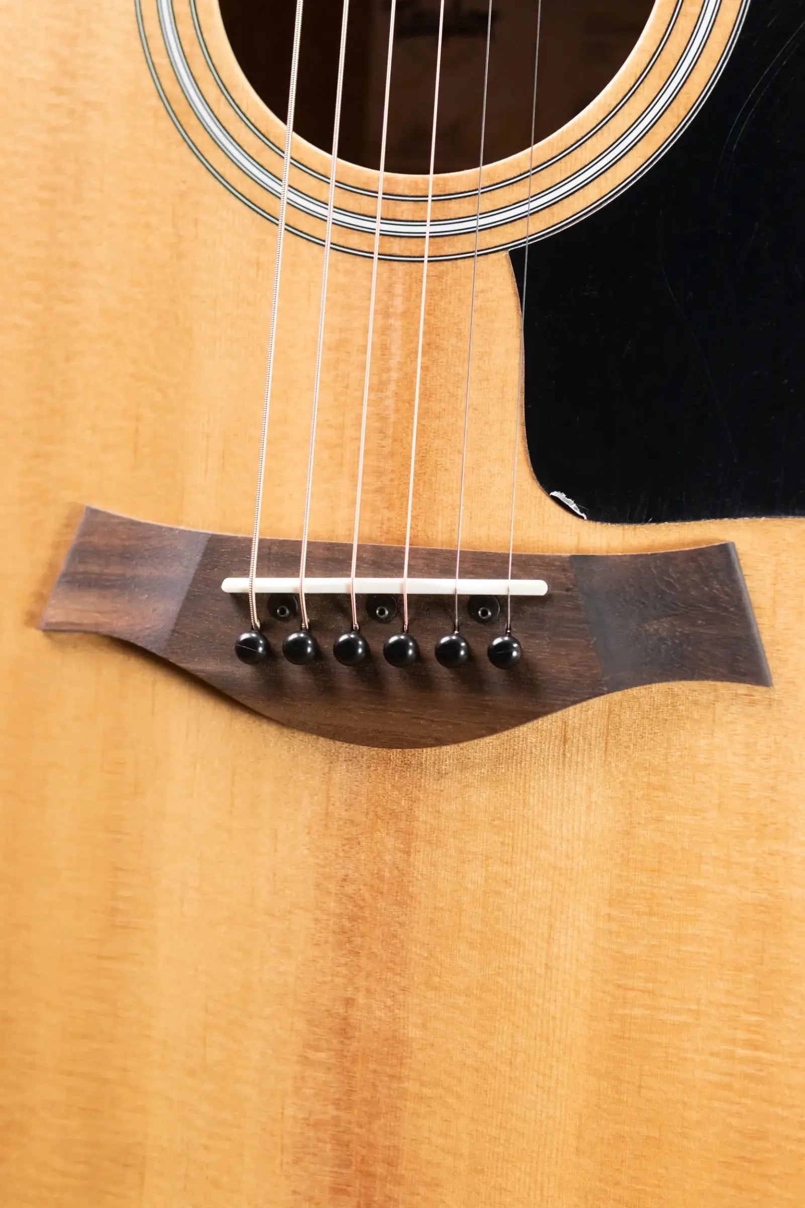 Taylor 117e Grand Pacific Acoustic/Electric Guitar with Gig Bag