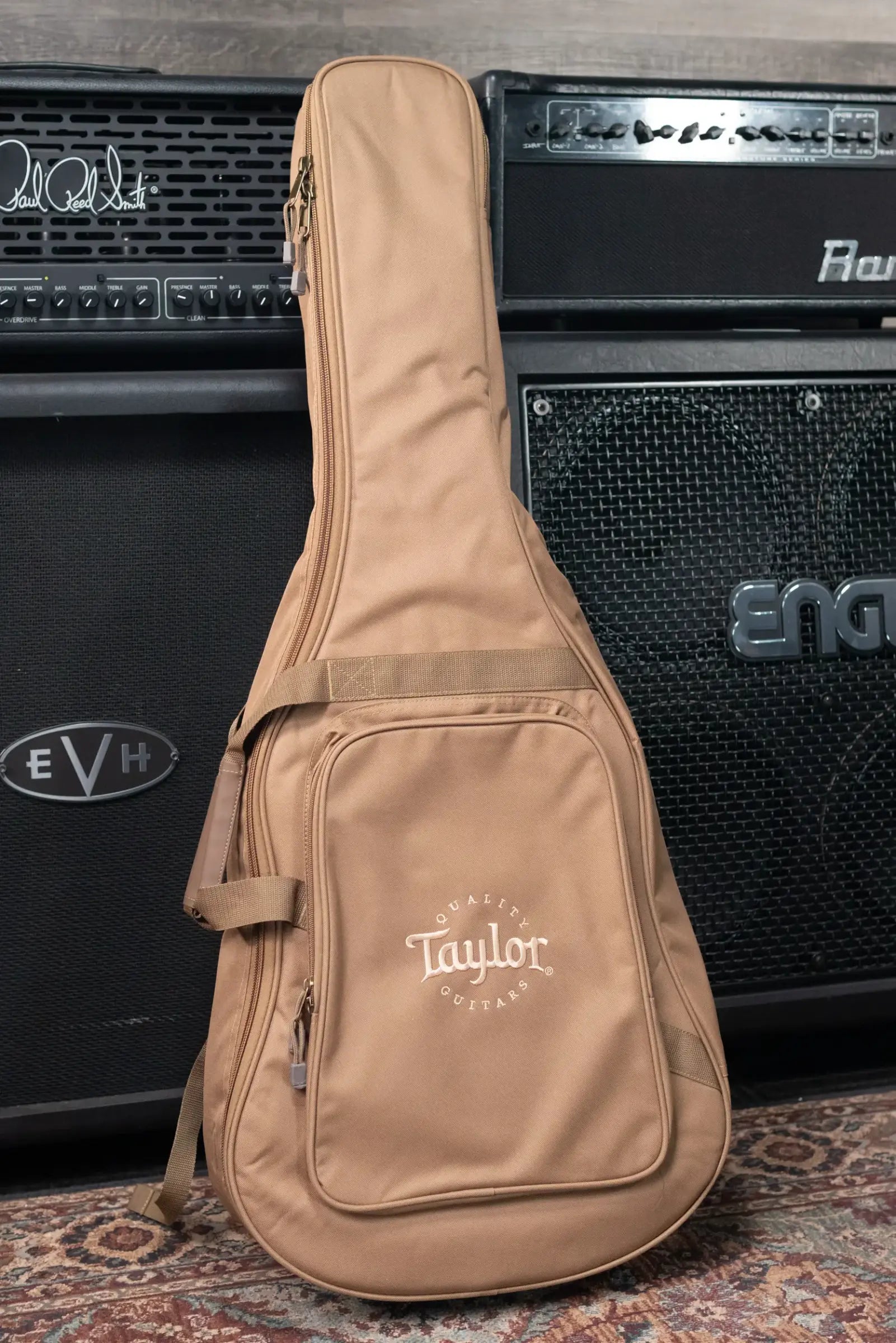 Taylor 117e Grand Pacific Acoustic/Electric Guitar with Gig Bag