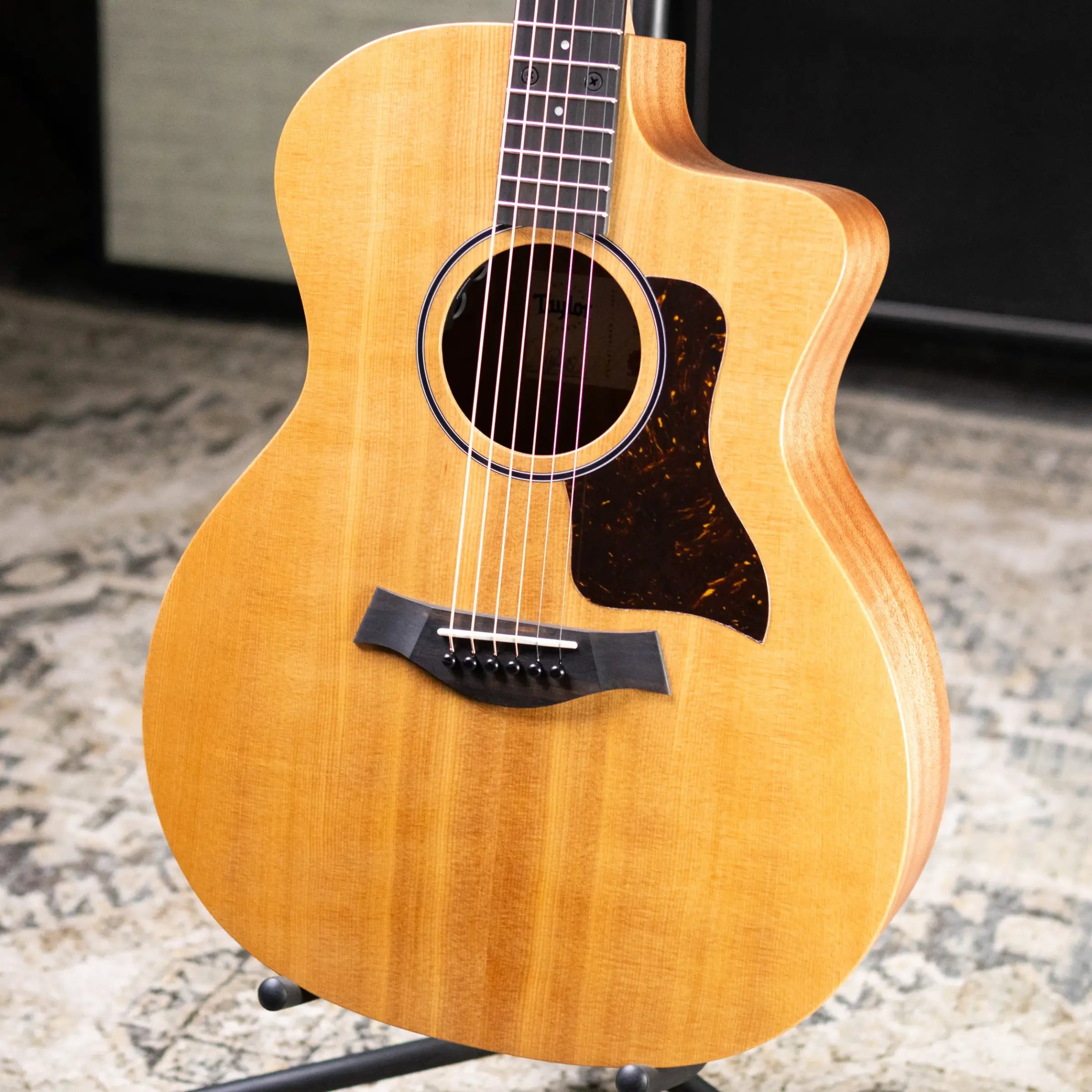 Taylor 14ce Grand Auditorium Acoustic/Electric Guitar with Gig Bag
