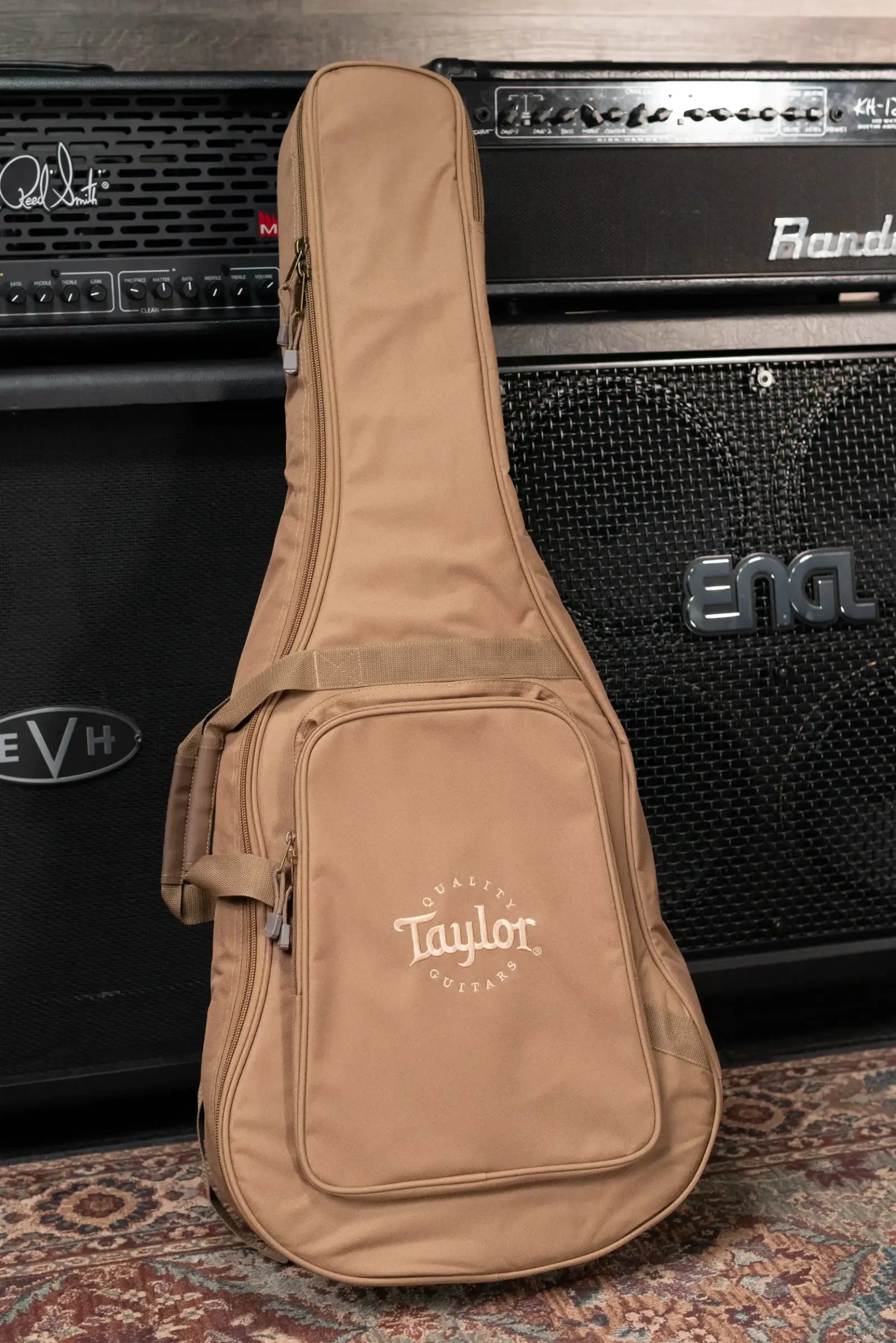 Taylor 150ce 12-String Dreadnought Acoustic/Electric Guitar with Gig Bag