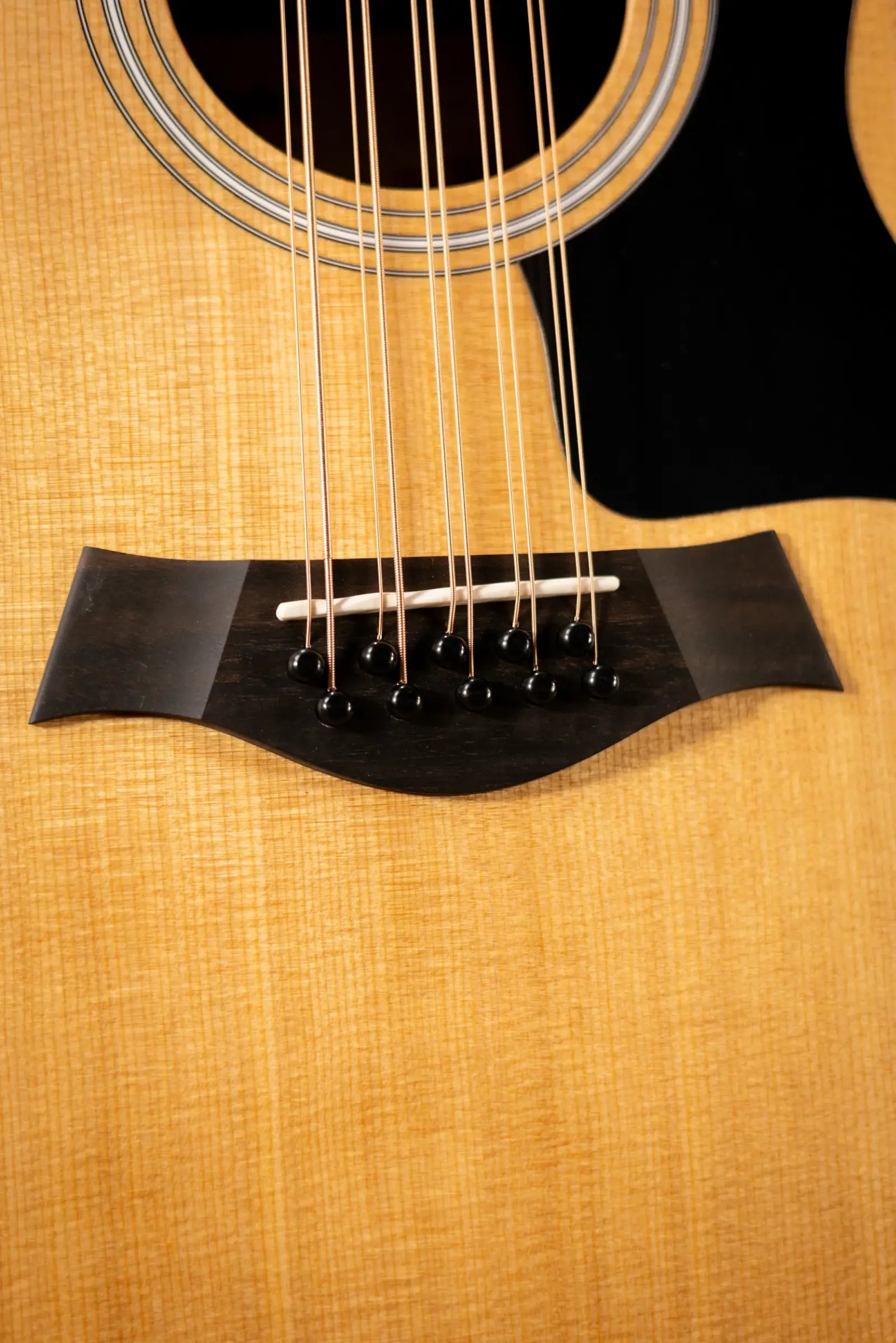 Taylor 150ce Bajo Quinto Acoustic/Electric Guitar - Sapele/Spruce with Gig Bag