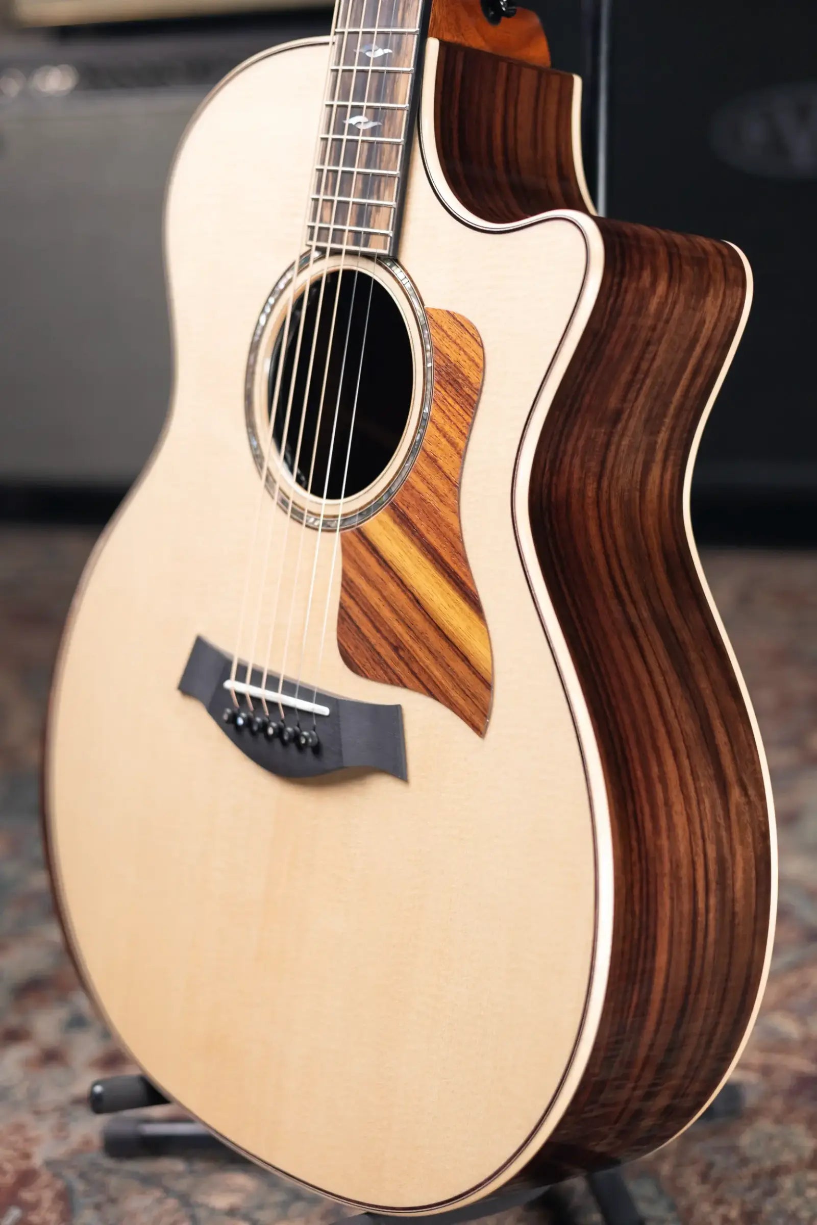 Taylor 2026 814ce Grand Auditorium Acoustic/Electric Guitar with Hardshell Case