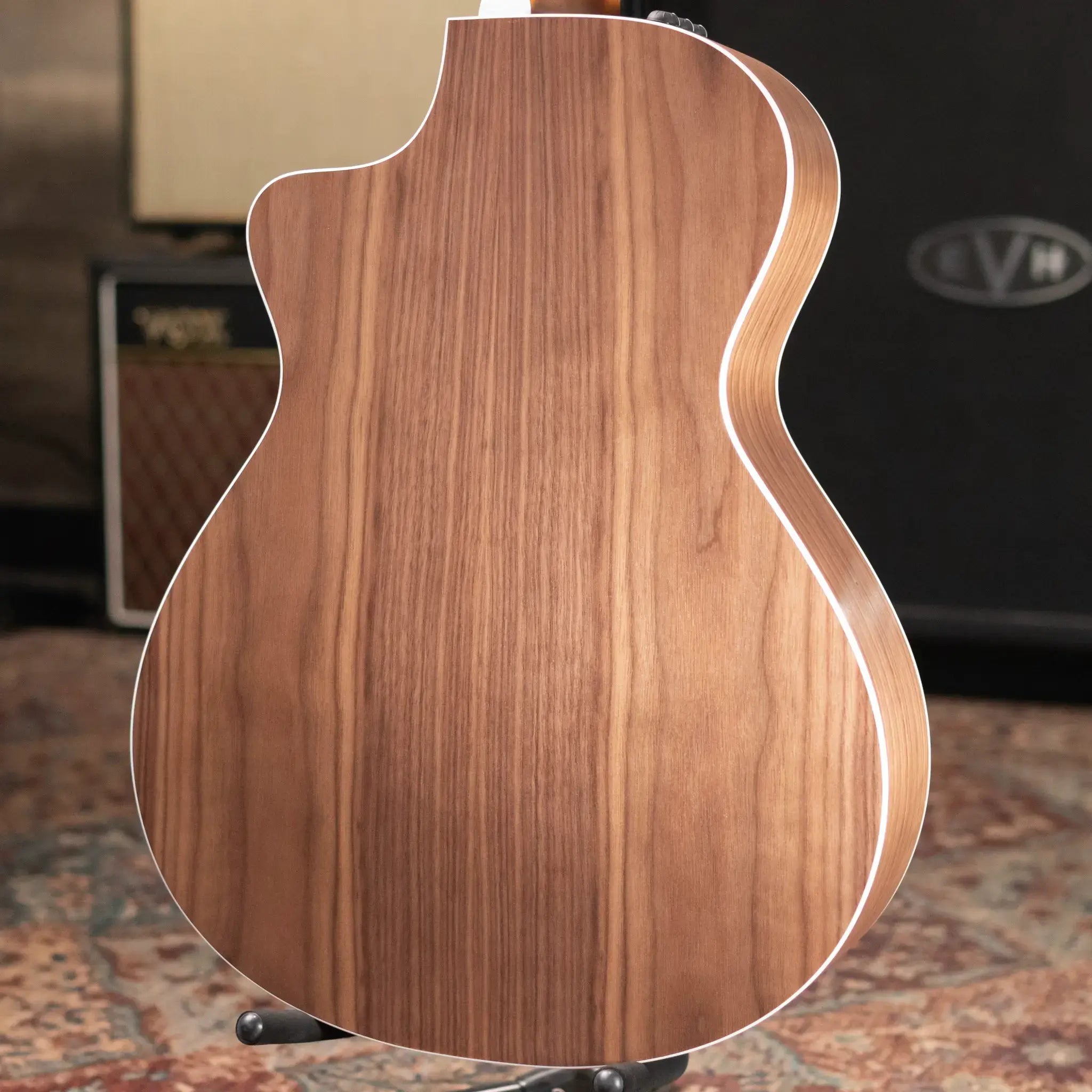 Taylor 212ce Grand Concert Acoustic/Electric Guitar with Gig Bag