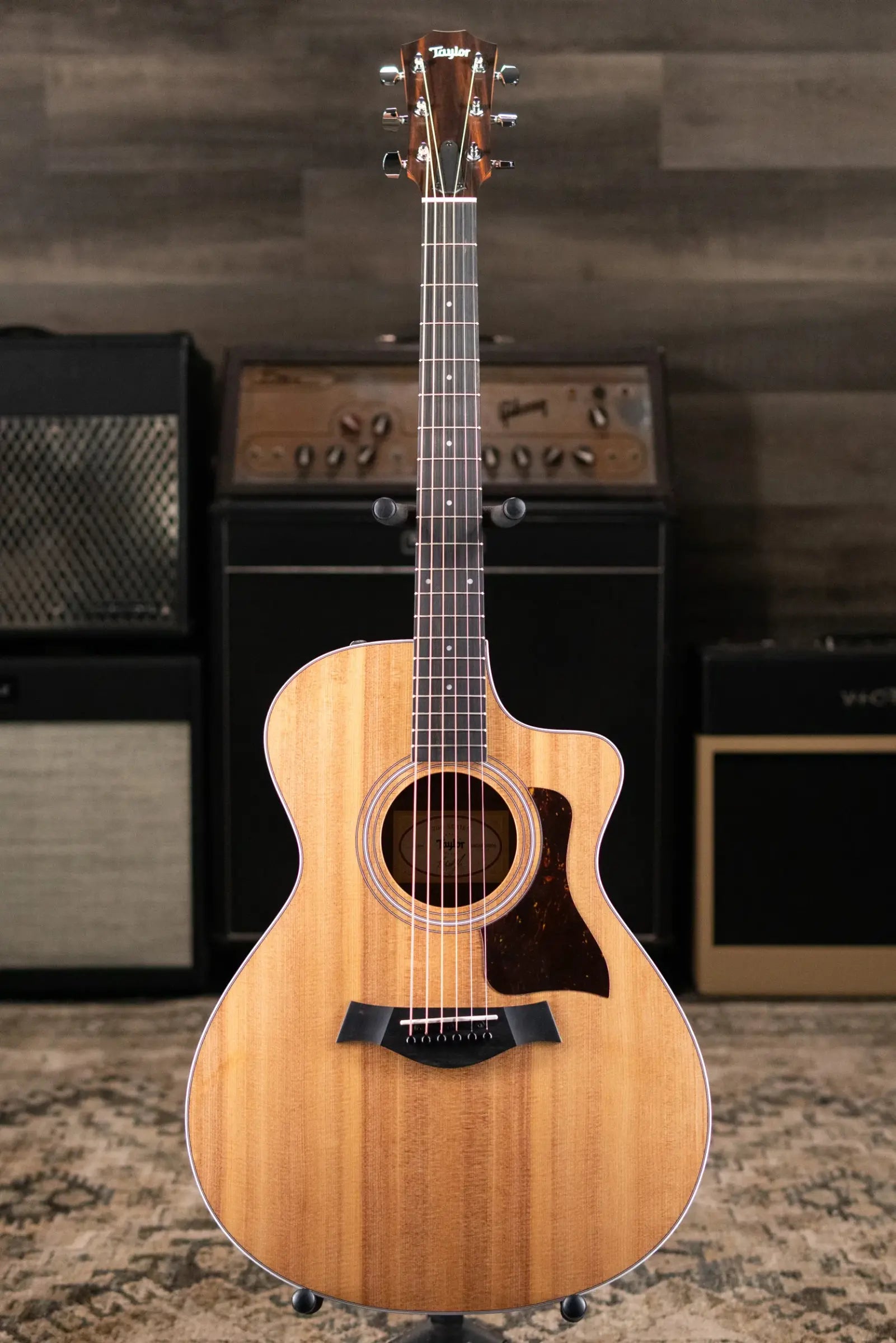 Taylor 212ce Grand Concert Acoustic/Electric Guitar with Gig Bag