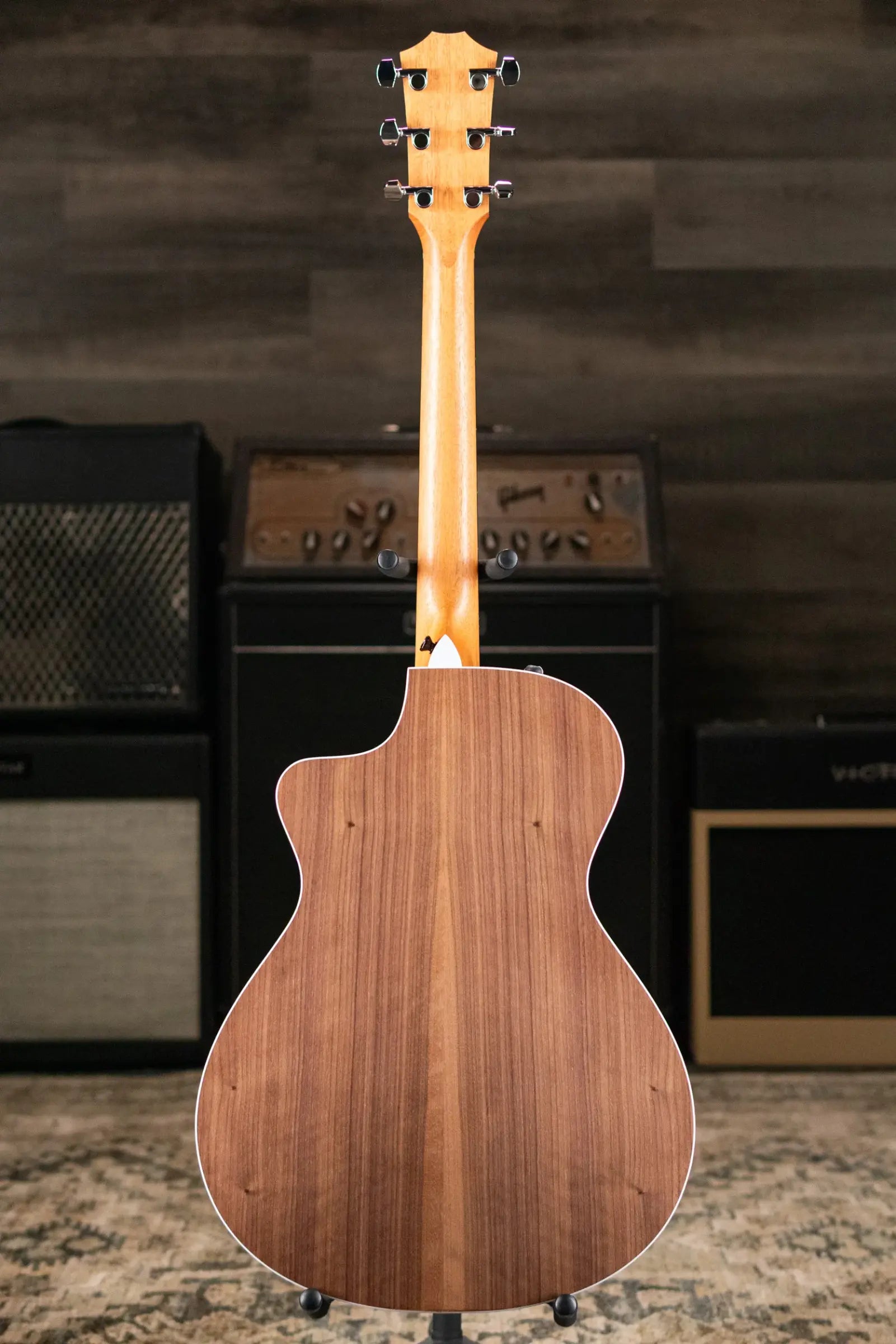 Taylor 212ce Grand Concert Acoustic/Electric Guitar with Gig Bag