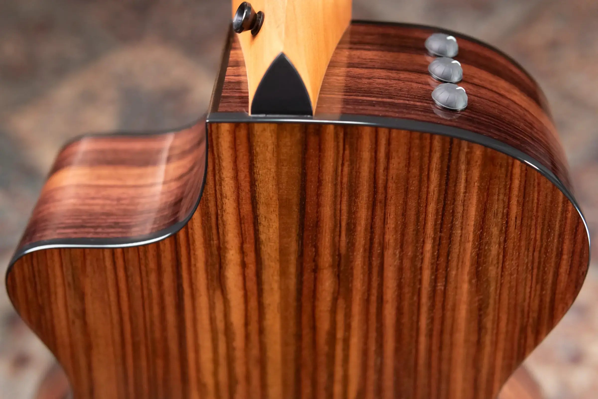 Taylor 212ce-N Plus Grand Concert Acoustic/Electric Guitar with Aerocase