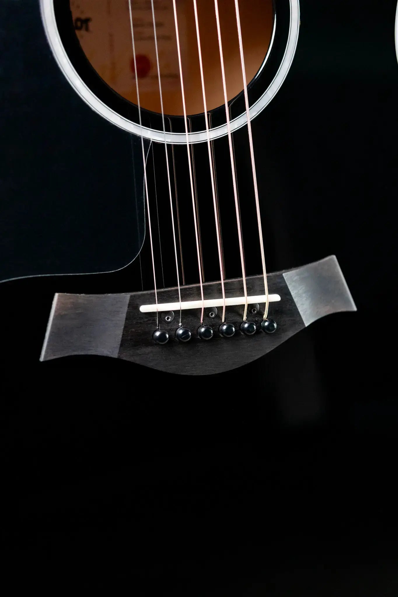 Taylor 214ce-BLK Plus Left-Hand Grand Auditorium Acoustic/Electric Guitar - Black with Aerocase