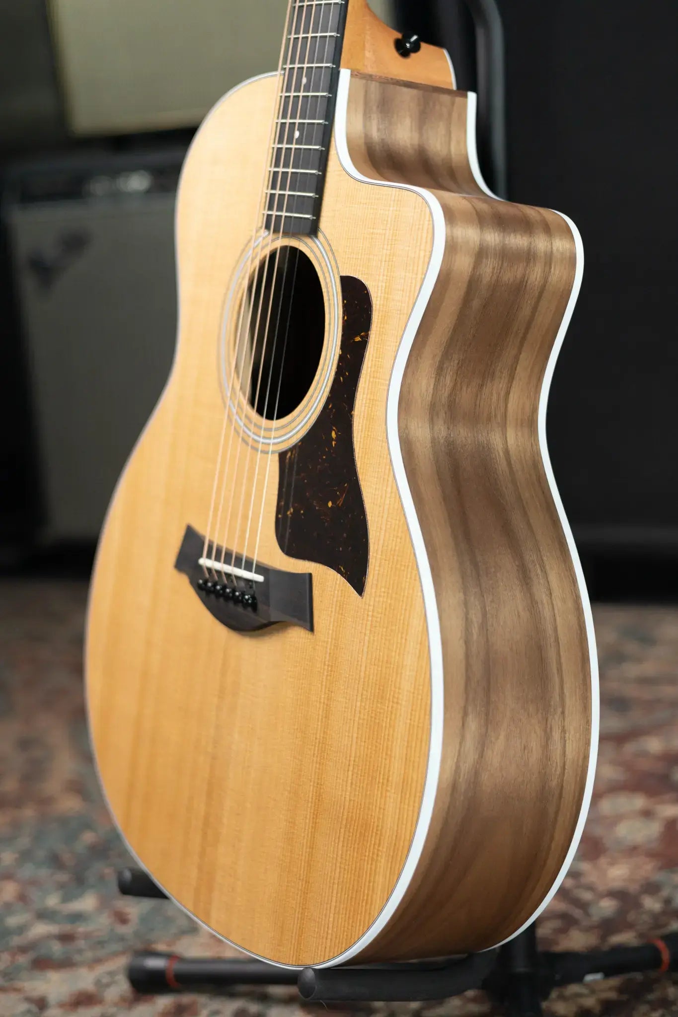 Taylor 214ce Grand Auditorium Acoustic/Electric Guitar with Gig Bag