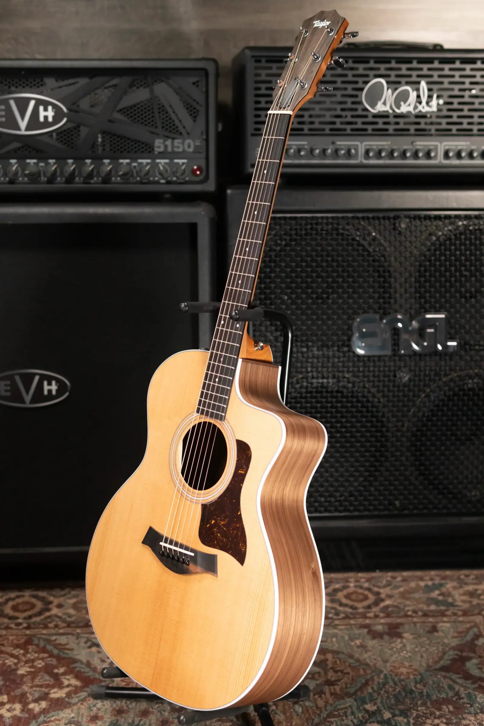 Taylor 214ce Grand Auditorium Acoustic-Electric Guitar with Structured Gig Bag