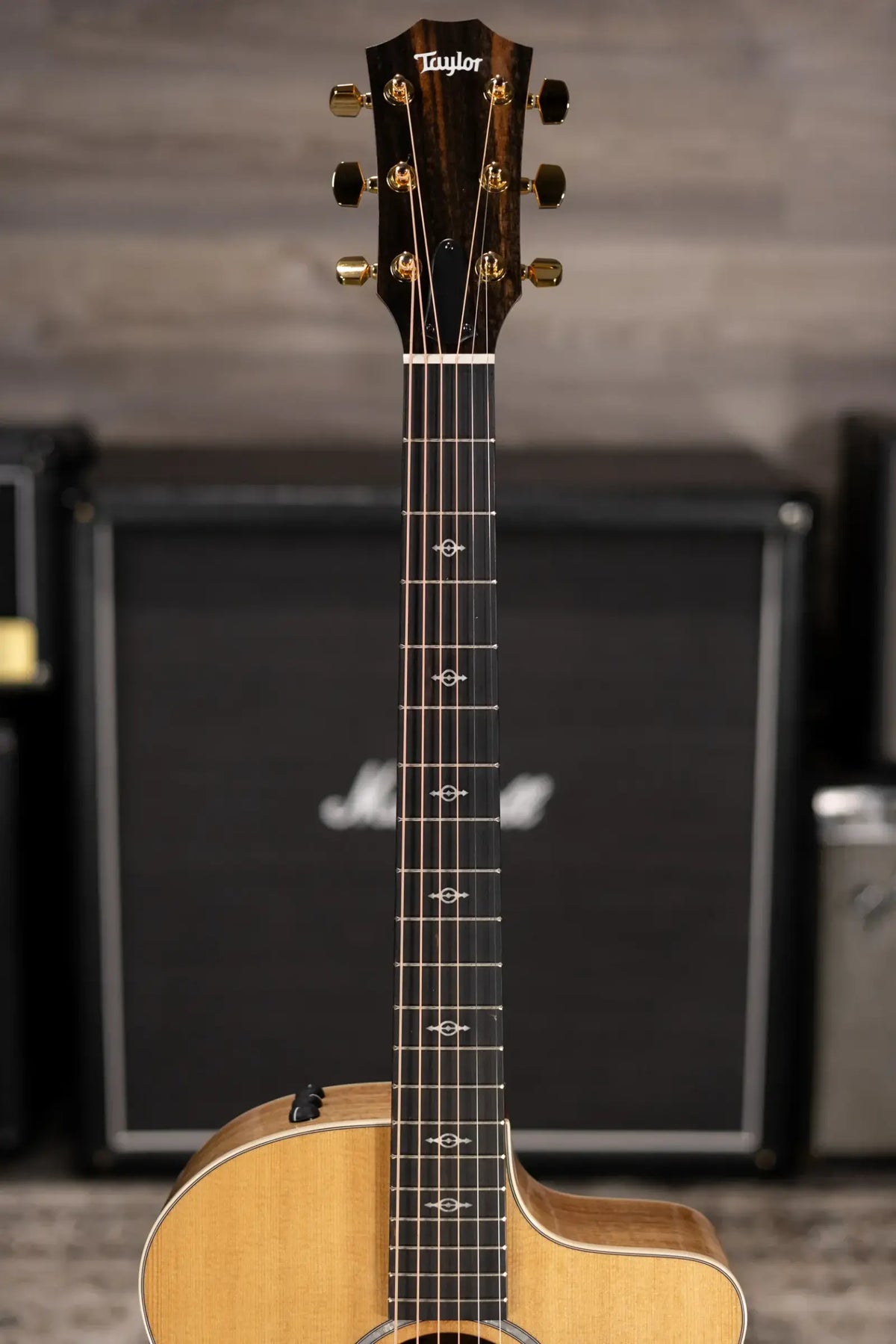 Taylor 214ce-K DLX Grand Auditorium Acoustic/Electric Guitar with Gig Bag - Used