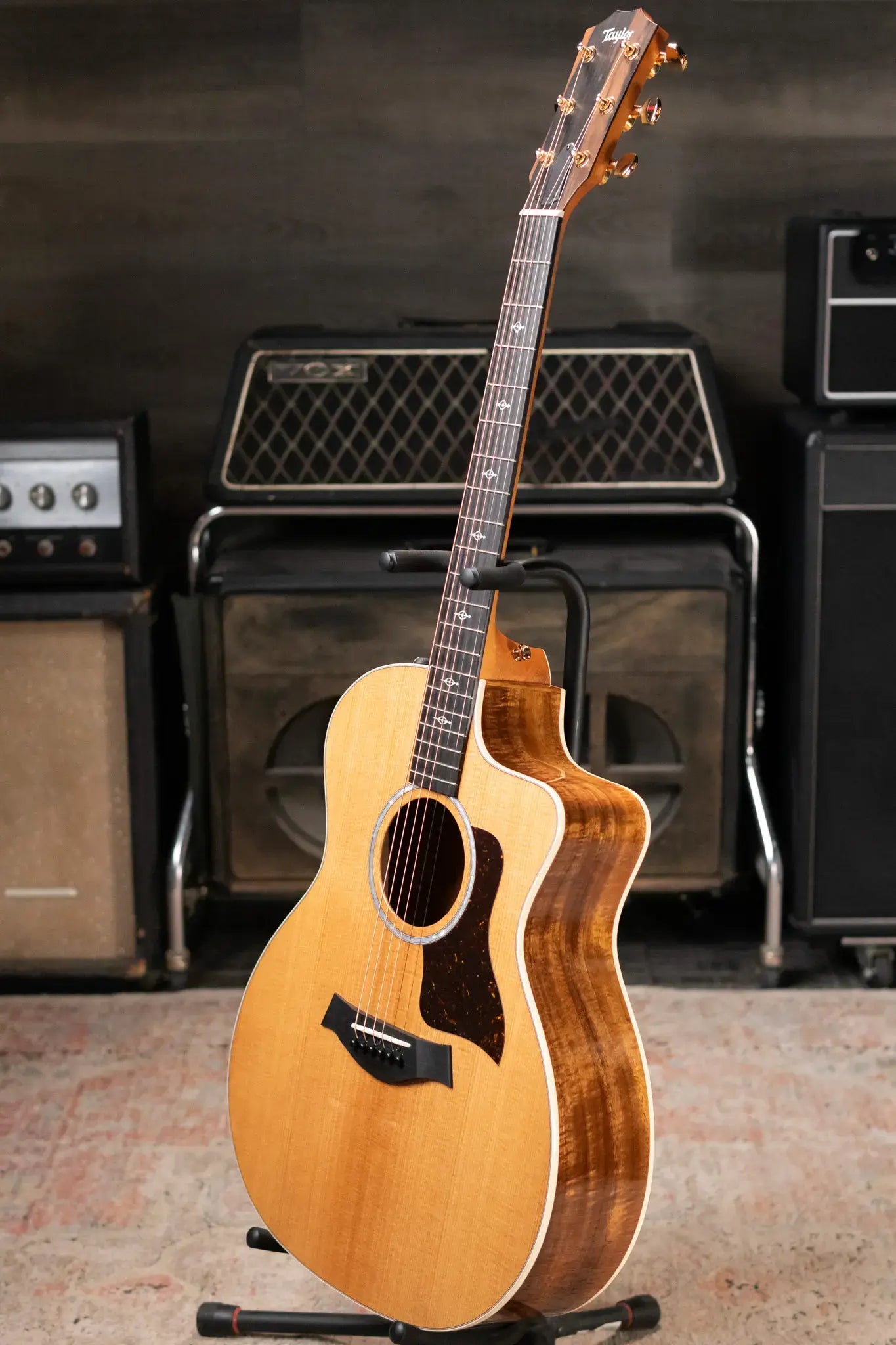 Taylor 214ce-K DLX Grand Auditorium Acoustic/Electric Guitar with Hardshell Case - Factory Demo