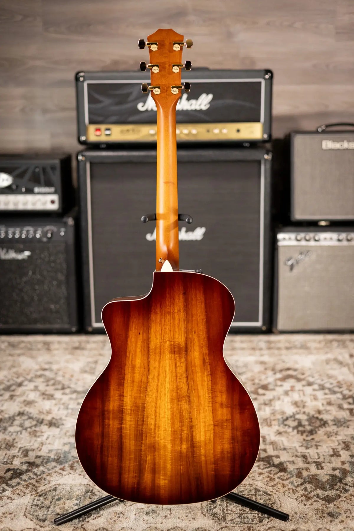 Taylor 214ce-K DLX Special Edition Grand Auditorium Acoustic/Electric Guitar - Honeyburst with Hardshell Case