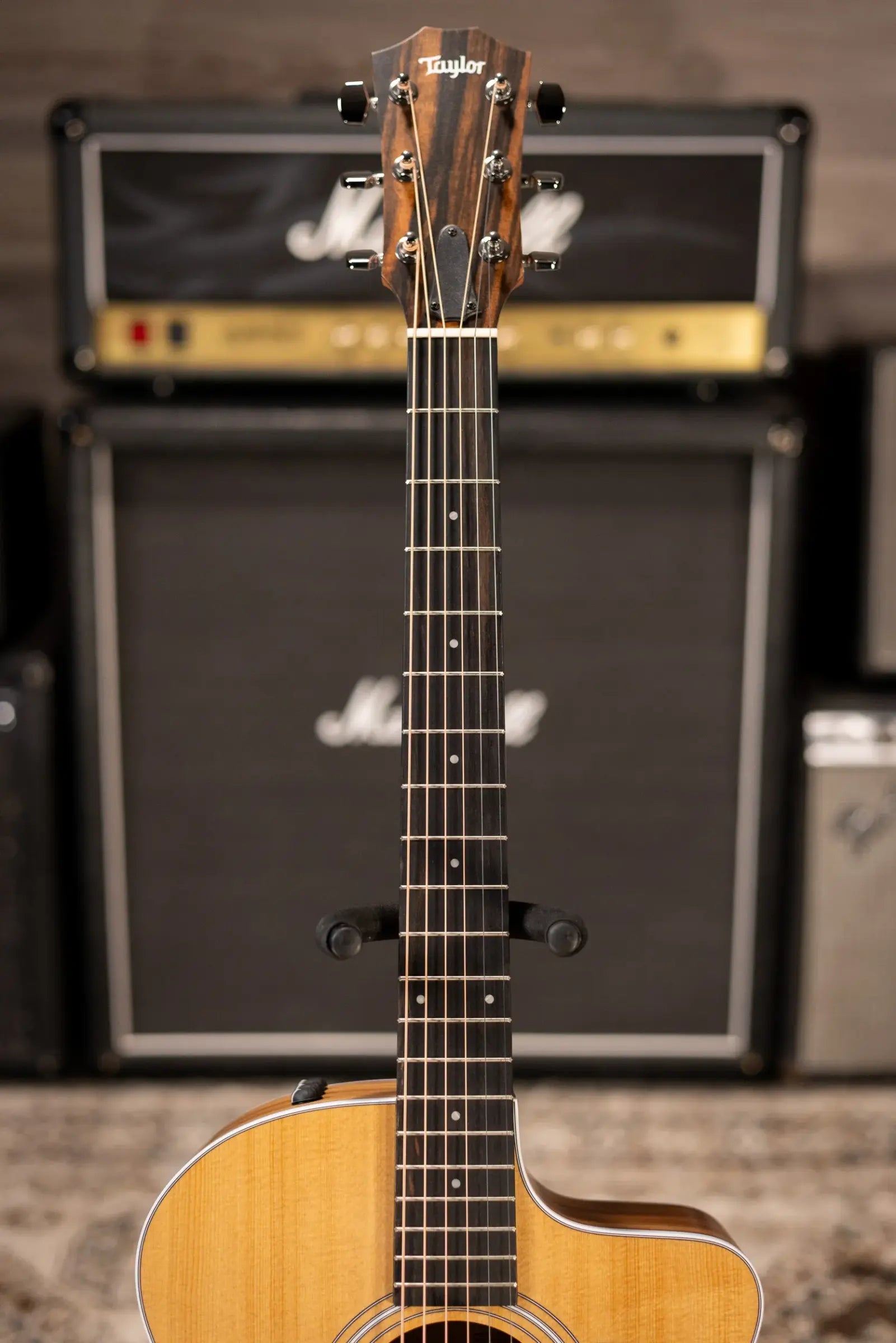 Taylor 214ce-K Grand Auditorium Acoustic/Electric Guitar with Gig Bag