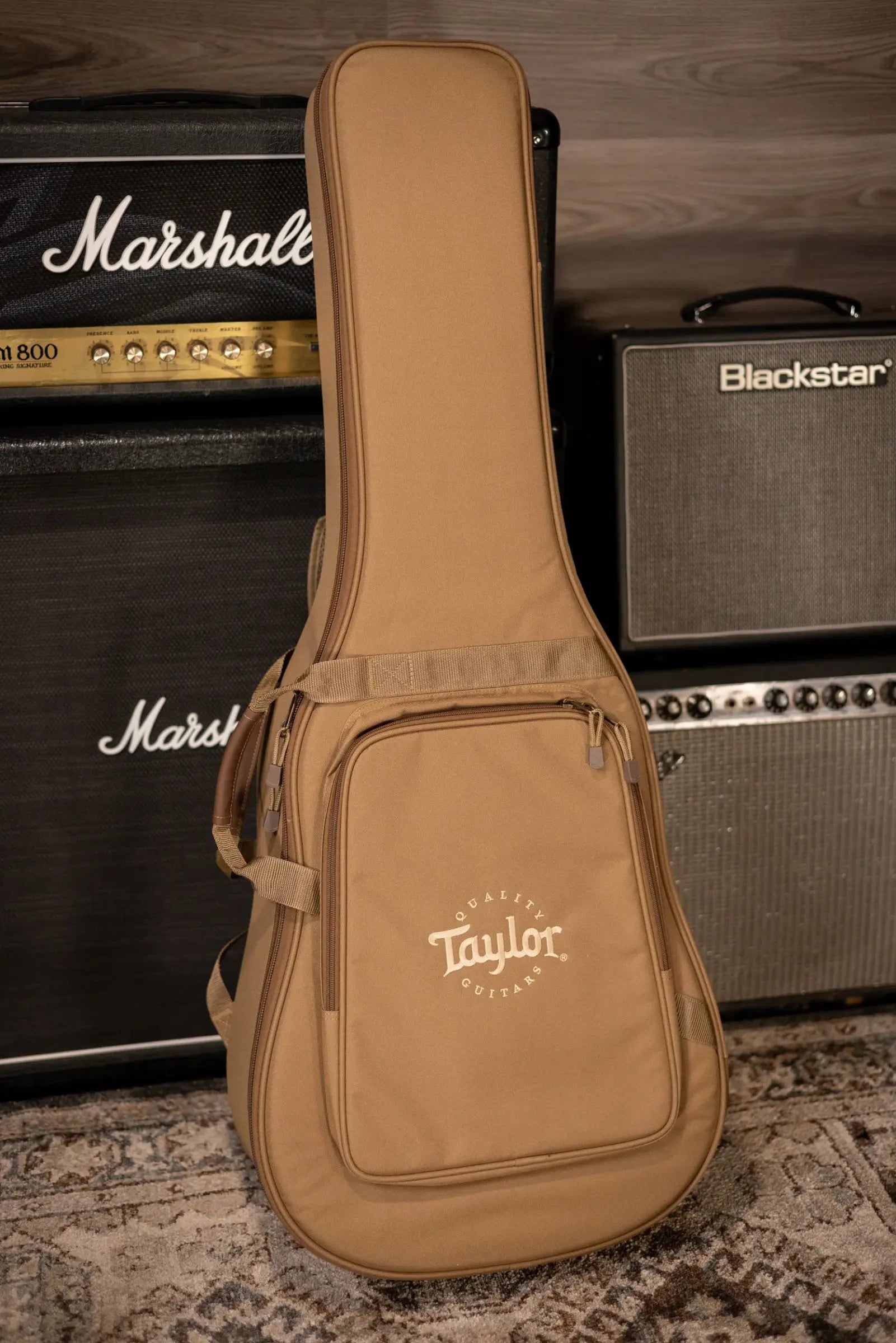 Taylor 214ce-K Grand Auditorium Acoustic-Electric Guitar with Structured Gig Bag
