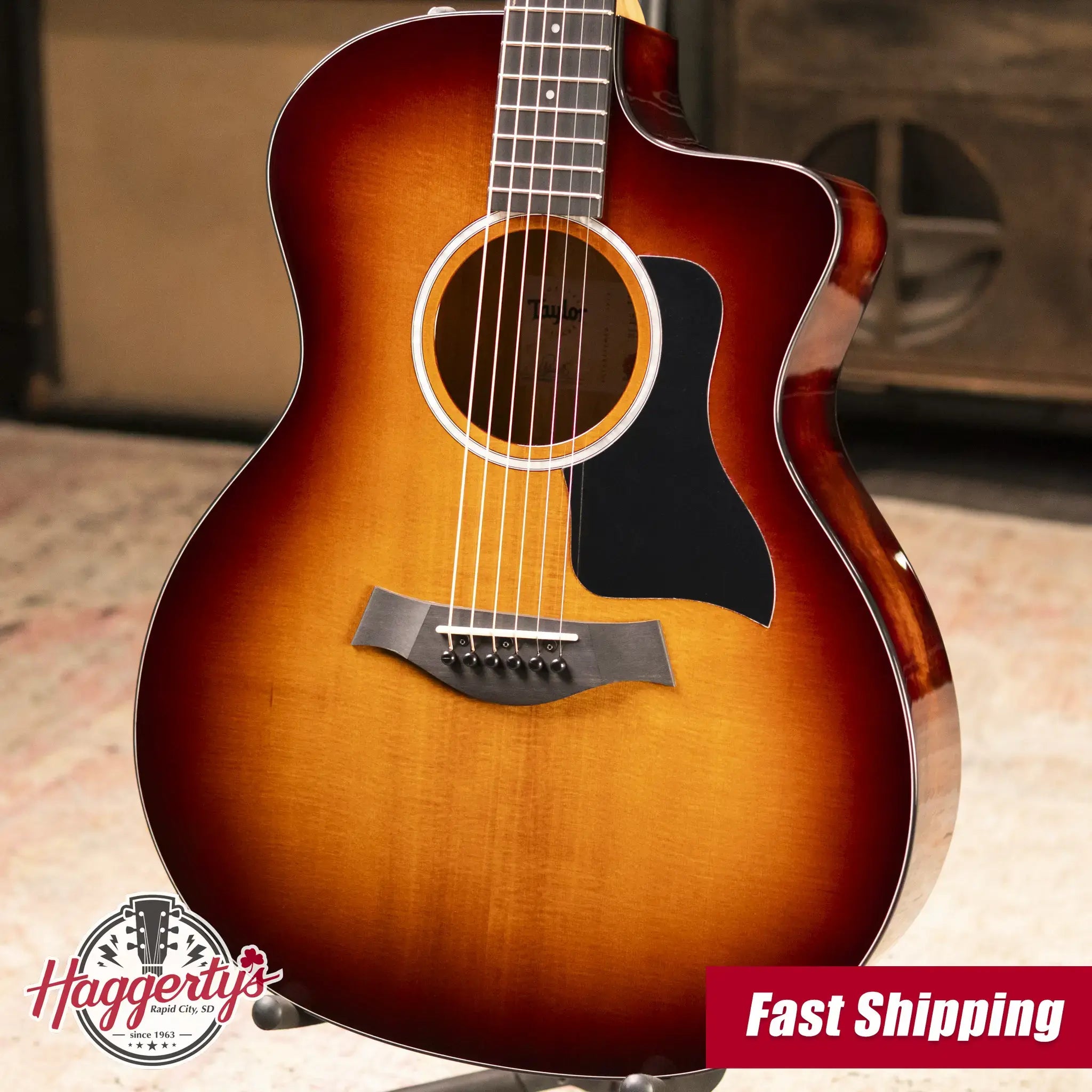 Taylor 214ce-K SB Plus Grand Auditorium Acoustic/Electric Guitar - Sunburst with Aerocase