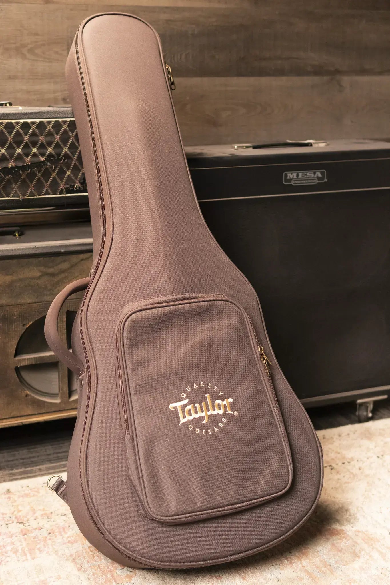 Taylor 214ce-K SB Plus Grand Auditorium Acoustic/Electric Guitar - Sunburst with Aerocase