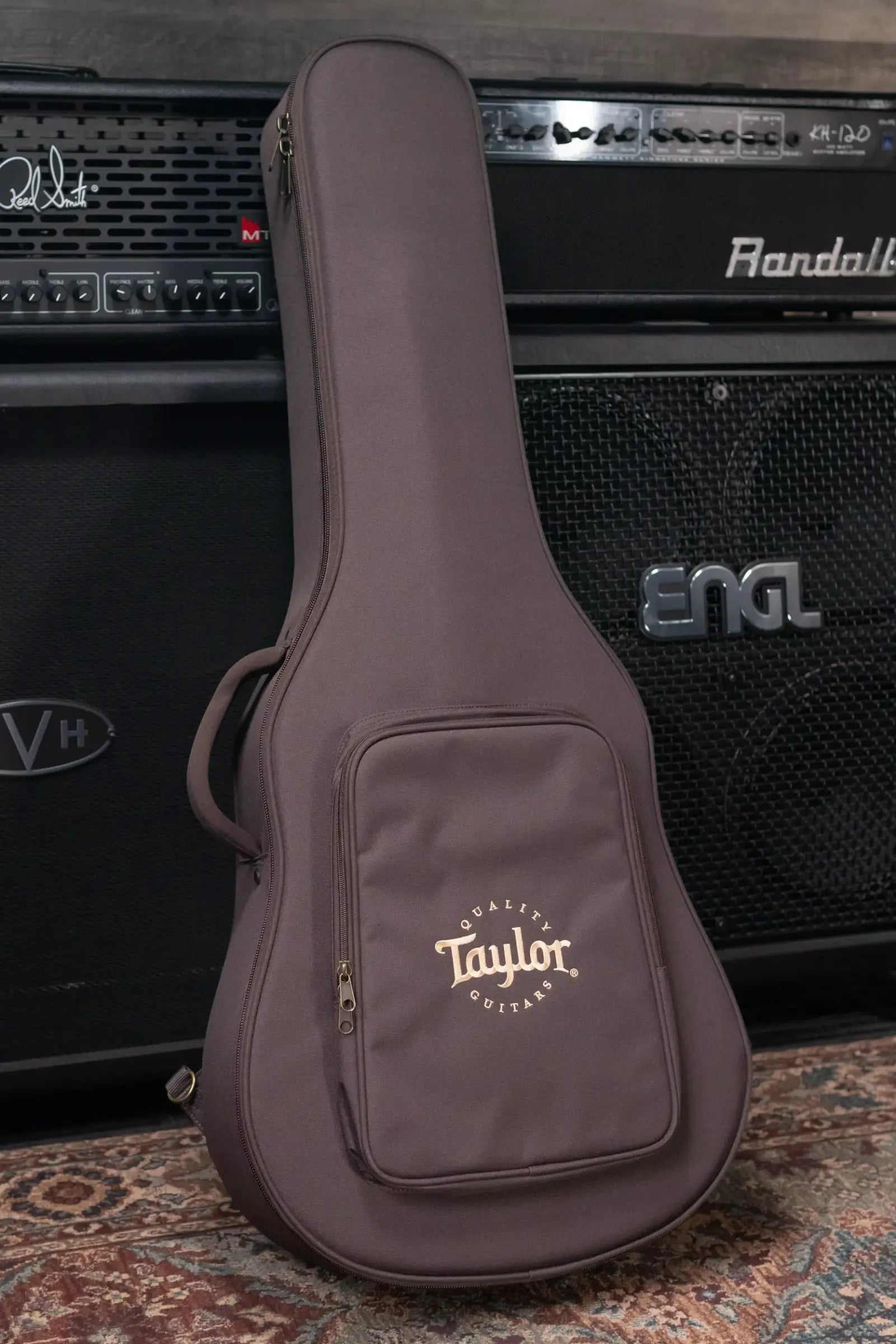 Taylor 214ce-K SB Plus Grand Auditorium Acoustic/Electric Guitar - Sunburst with Aerocase