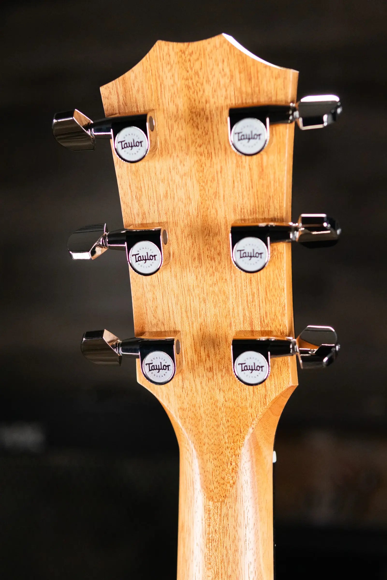 Taylor 214ce-K SB Plus Grand Auditorium Acoustic/Electric Guitar - Sunburst with Aerocase