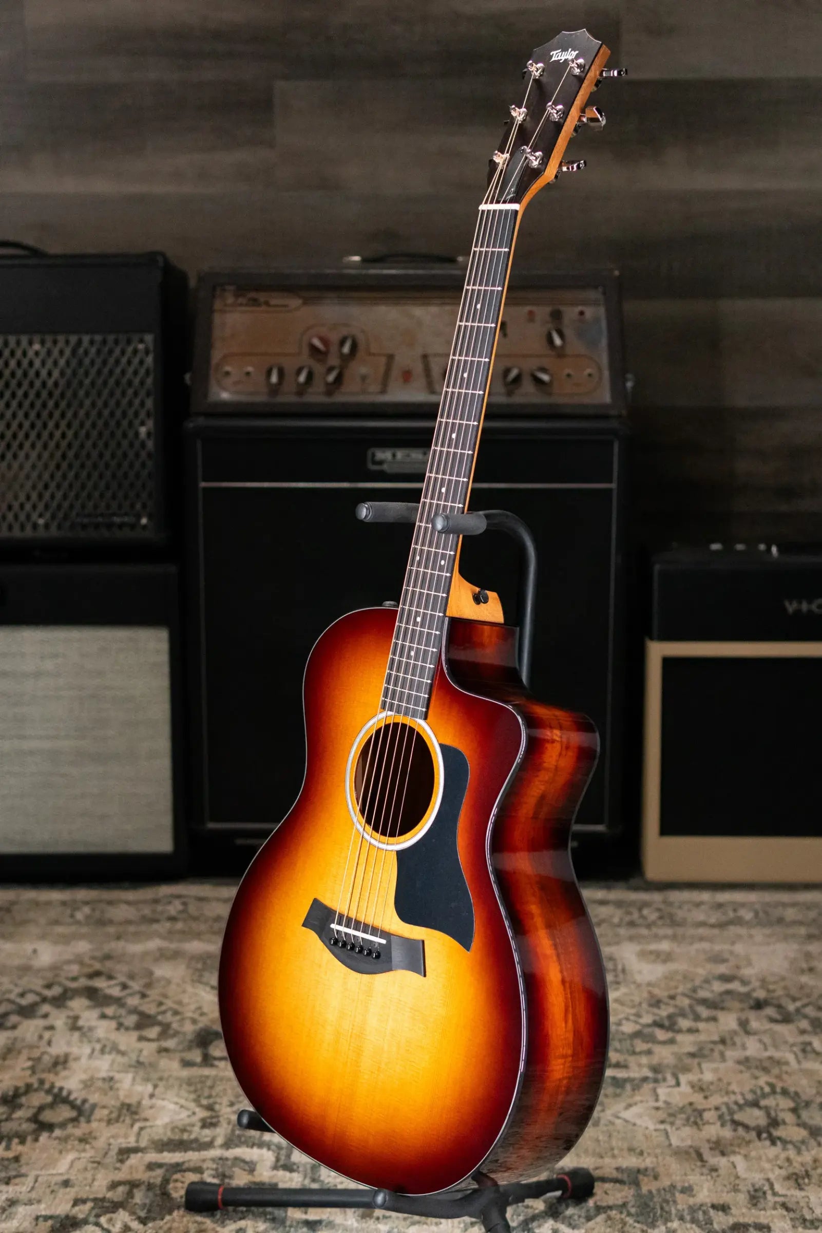 Taylor 214ce-K SB Plus Grand Auditorium Acoustic/Electric Guitar - Sunburst with Aerocase