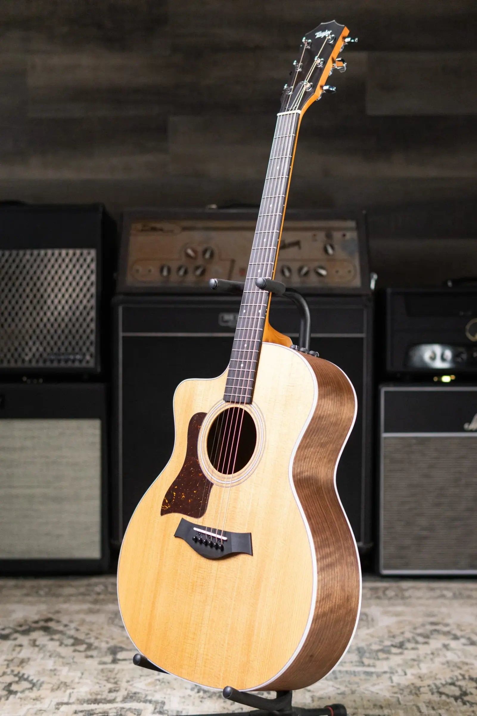 Taylor 214ce Left-Hand Grand Auditorium Acoustic/Electric Guitar with Gig Bag