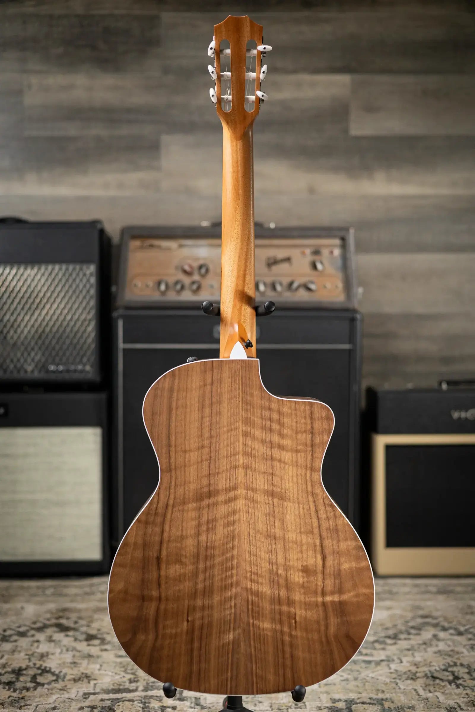 Taylor 214ce-N Left-Handed Nylon Grand Auditorium Acoustic/Electric Guitar with Gig Bag