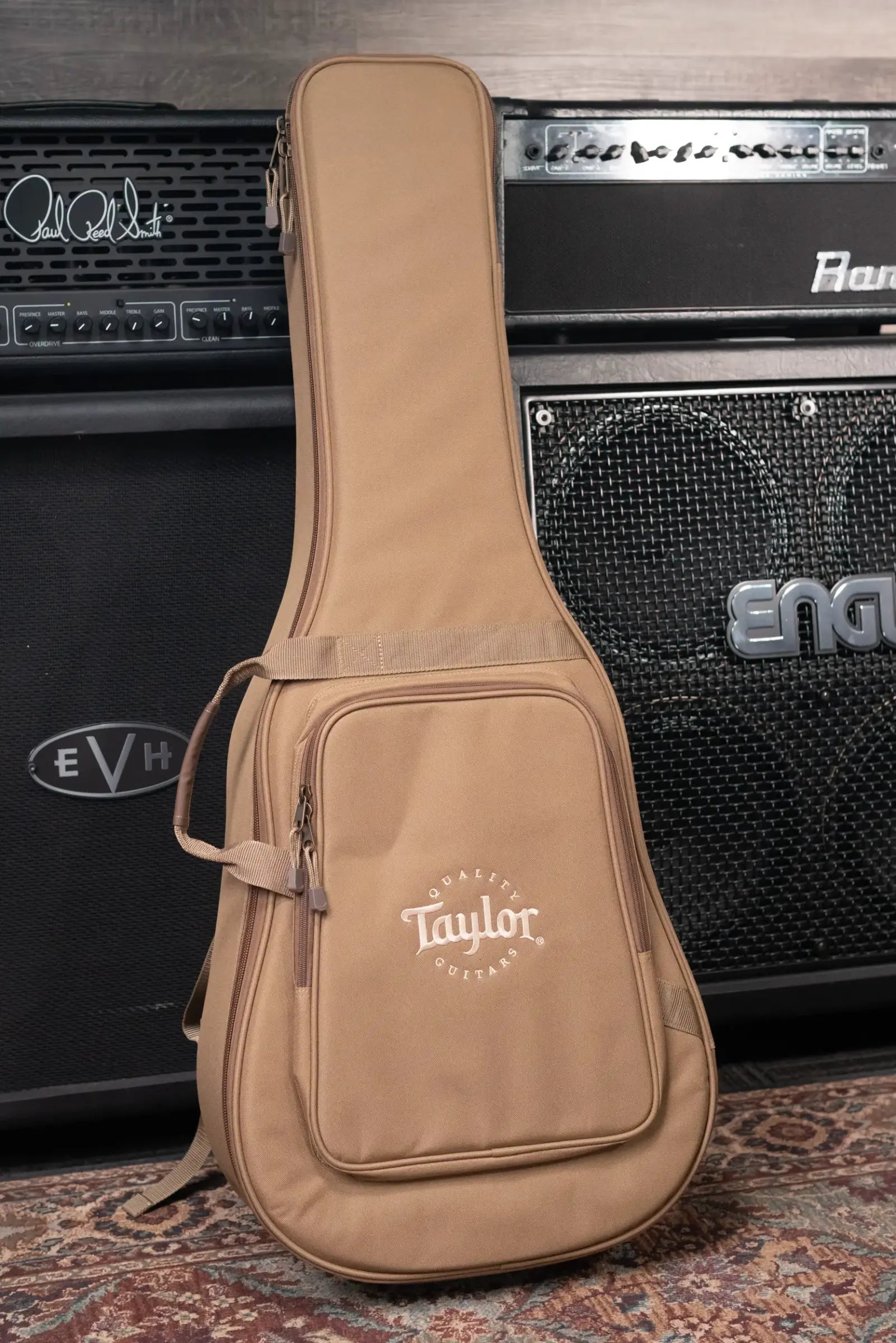 Taylor 214ce-N Nylon Grand Auditorium Acoustic/Electric Guitar with Gig Bag