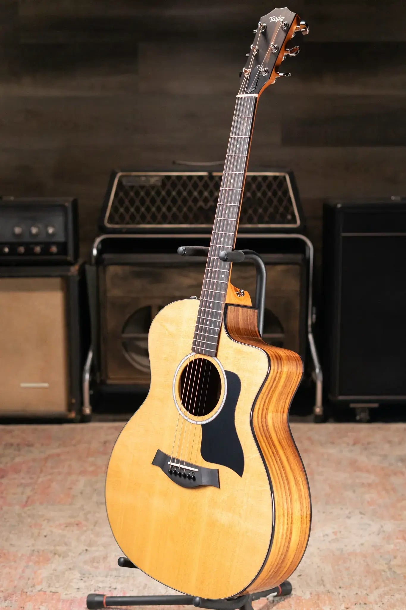 Taylor 214ce Plus Grand Auditorium Acoustic-Electric Guitar with AeroCase