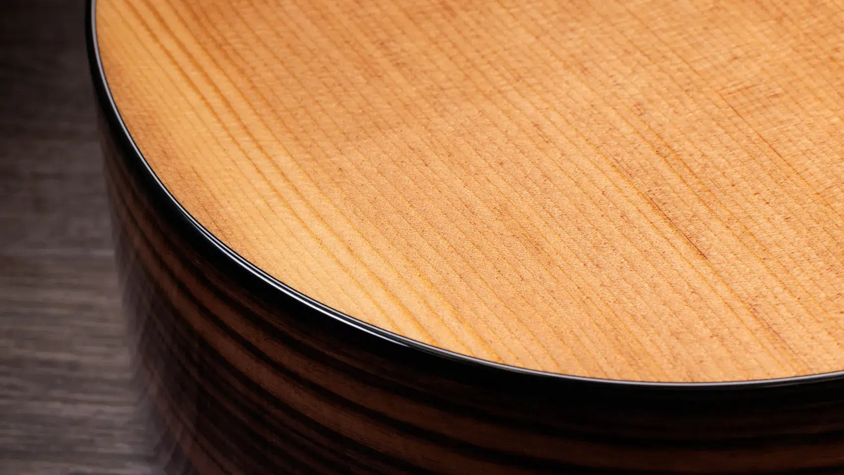 Taylor 214ce Plus Grand Auditorium Acoustic/Electric Guitar with Aerocase
