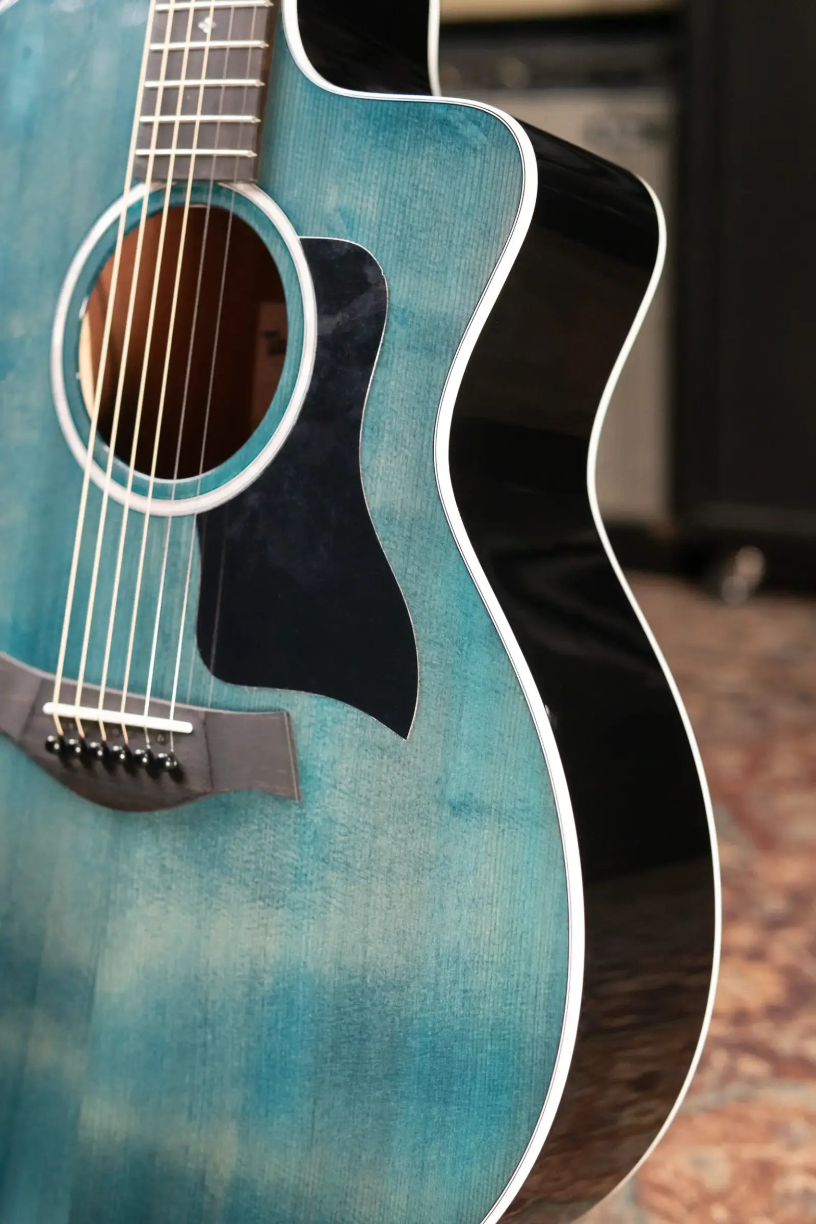 Taylor 214ce Plus Special Edition Grand Auditorium Acoustic/Electric Guitar - Trans Blue Top with Aerocase