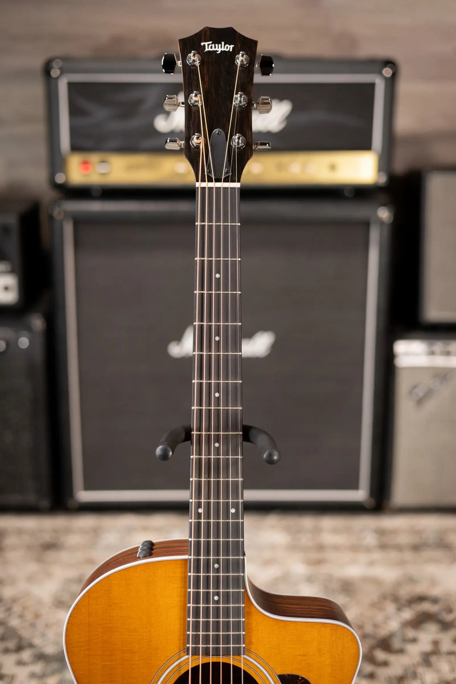 Taylor 214ce Special Edition Grand Auditorium Acoustic/Electric Guitar - Honeyburst with Gig Bag